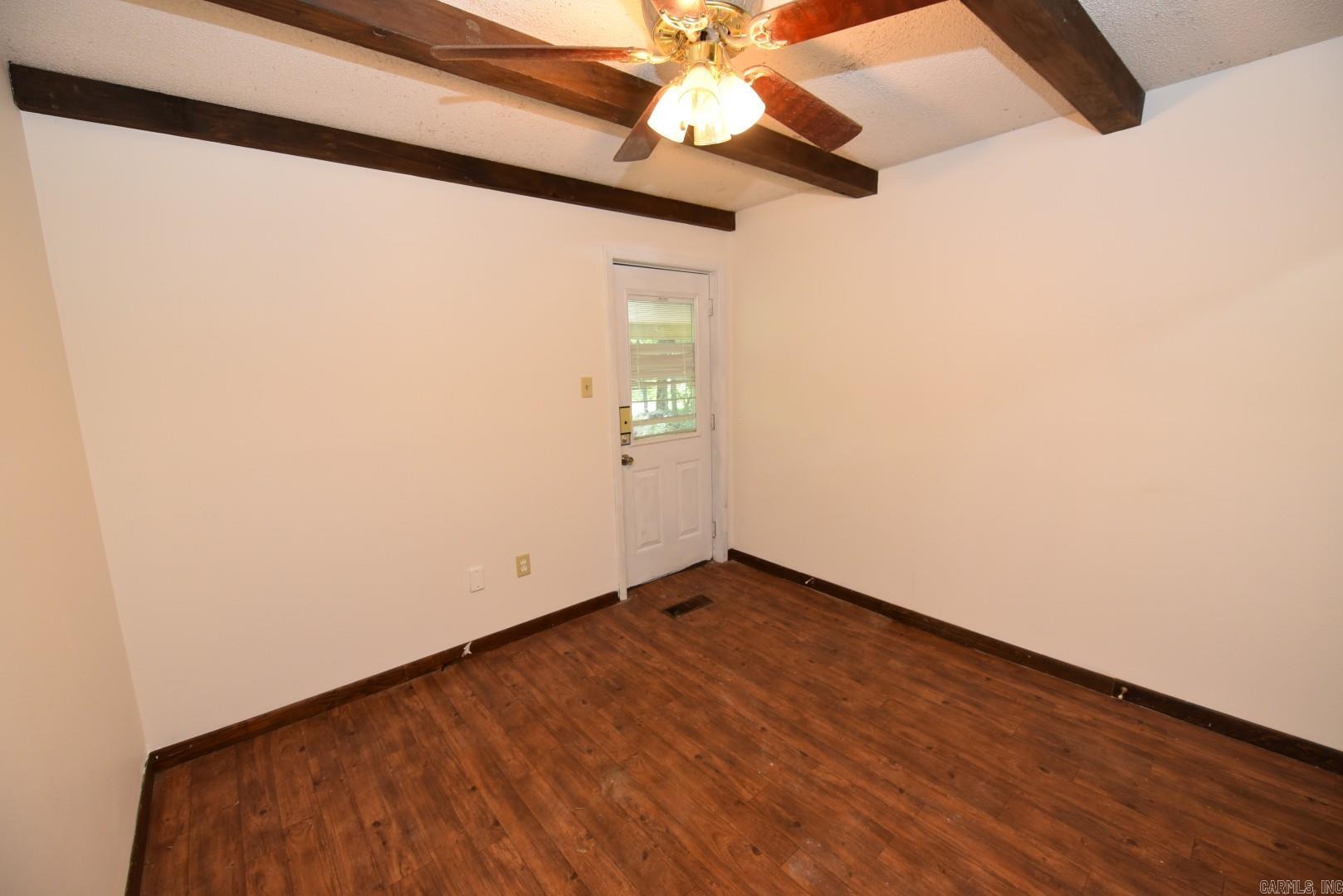 LAKEWOOD HILLS - Residential