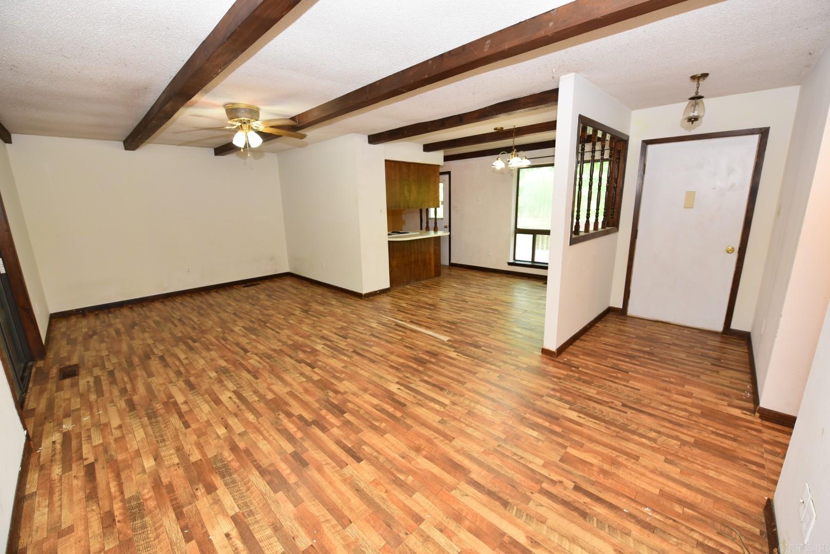 LAKEWOOD HILLS - Residential
