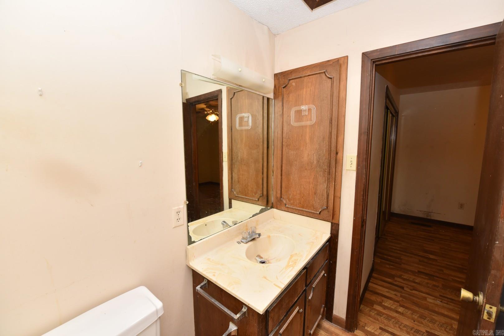 LAKEWOOD HILLS - Residential