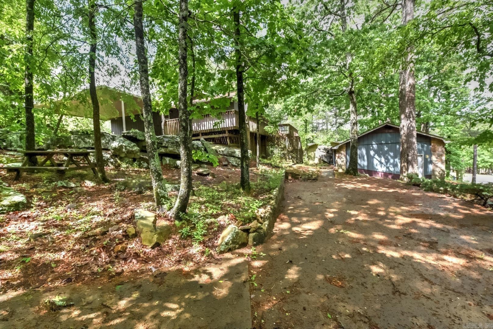 LAKEWOOD HILLS - Residential