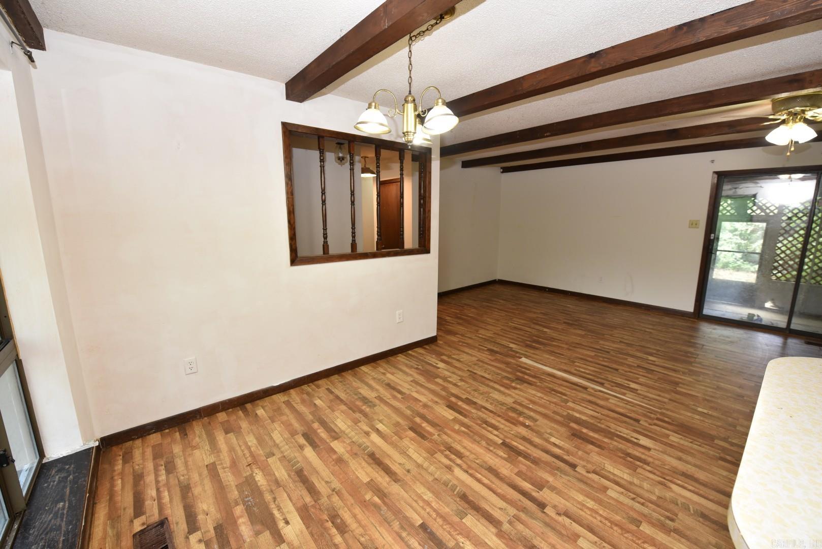 LAKEWOOD HILLS - Residential