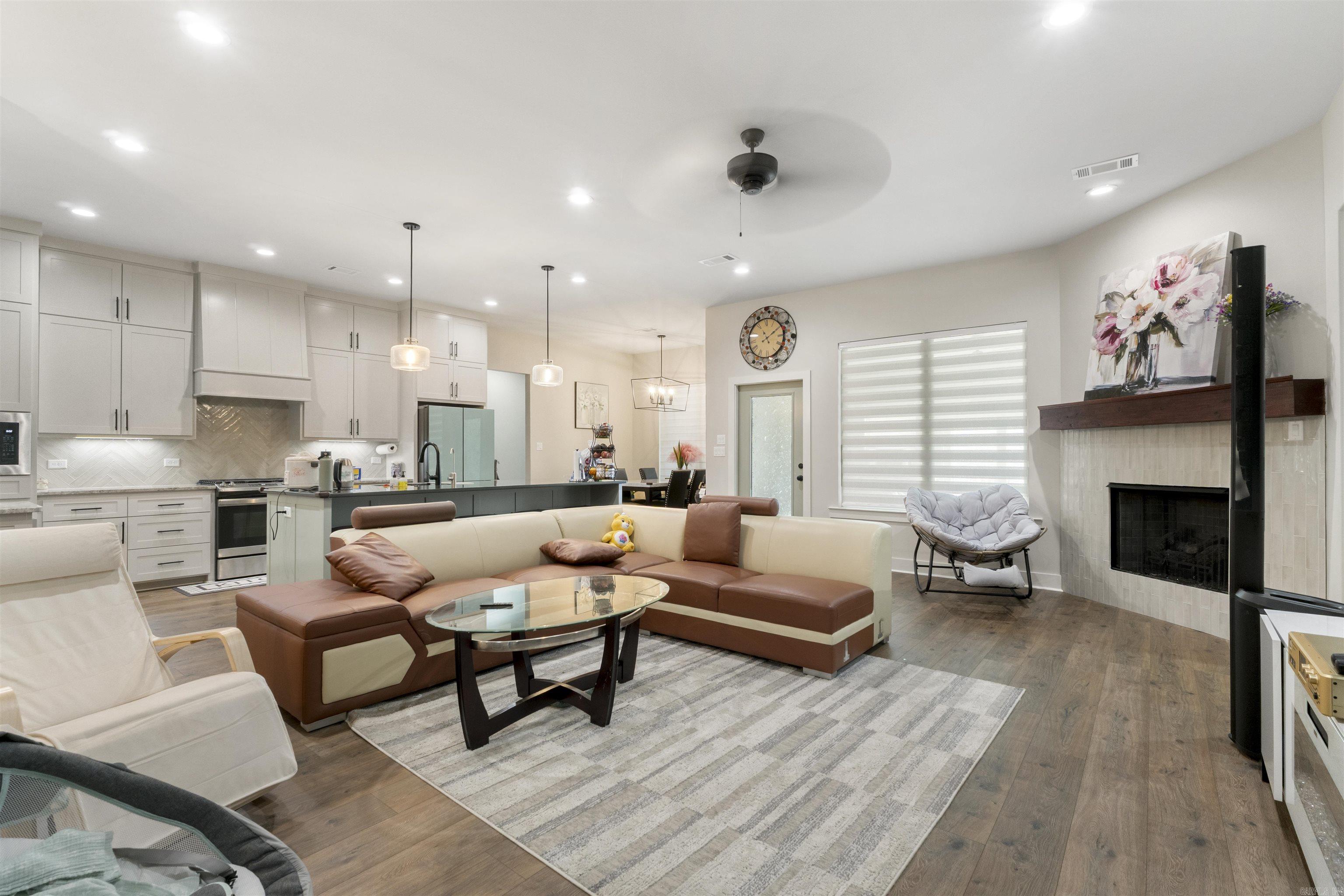 COUNTRY CLUB OF ARKANSAS PH 25-D - Residential