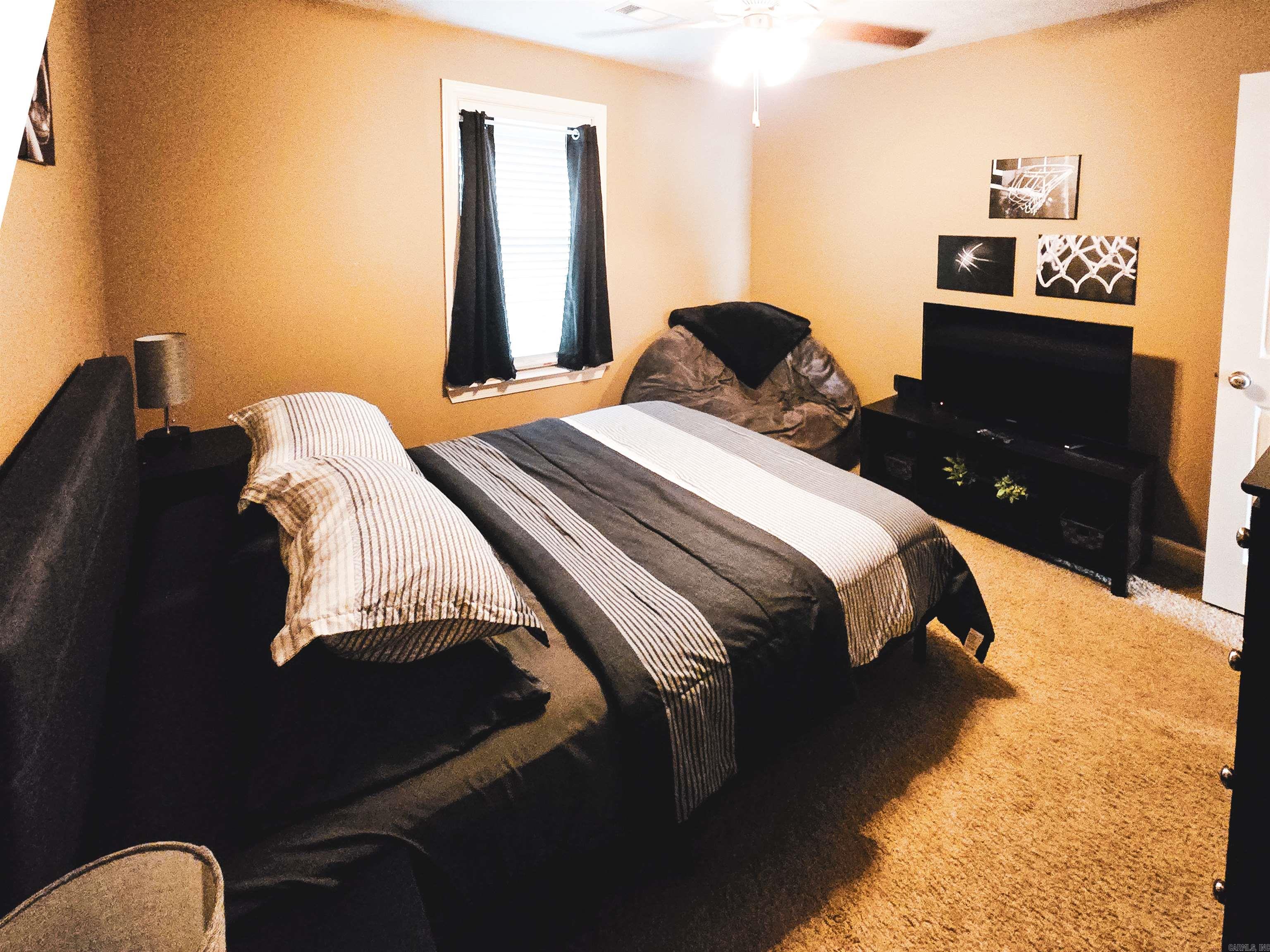 TAYLOR CREEK ESTATES - Residential