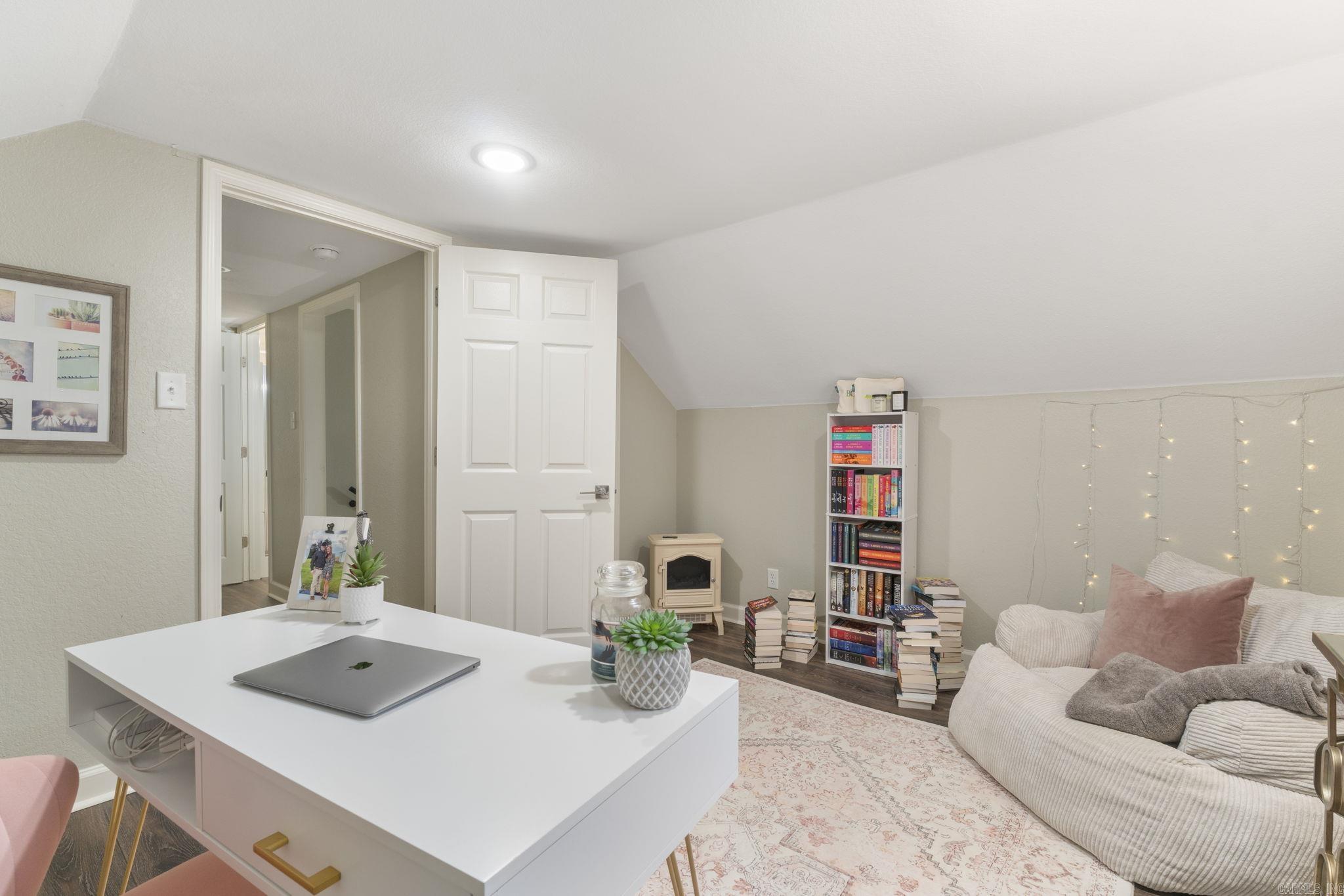 Tanglewood Heights #3 - Residential