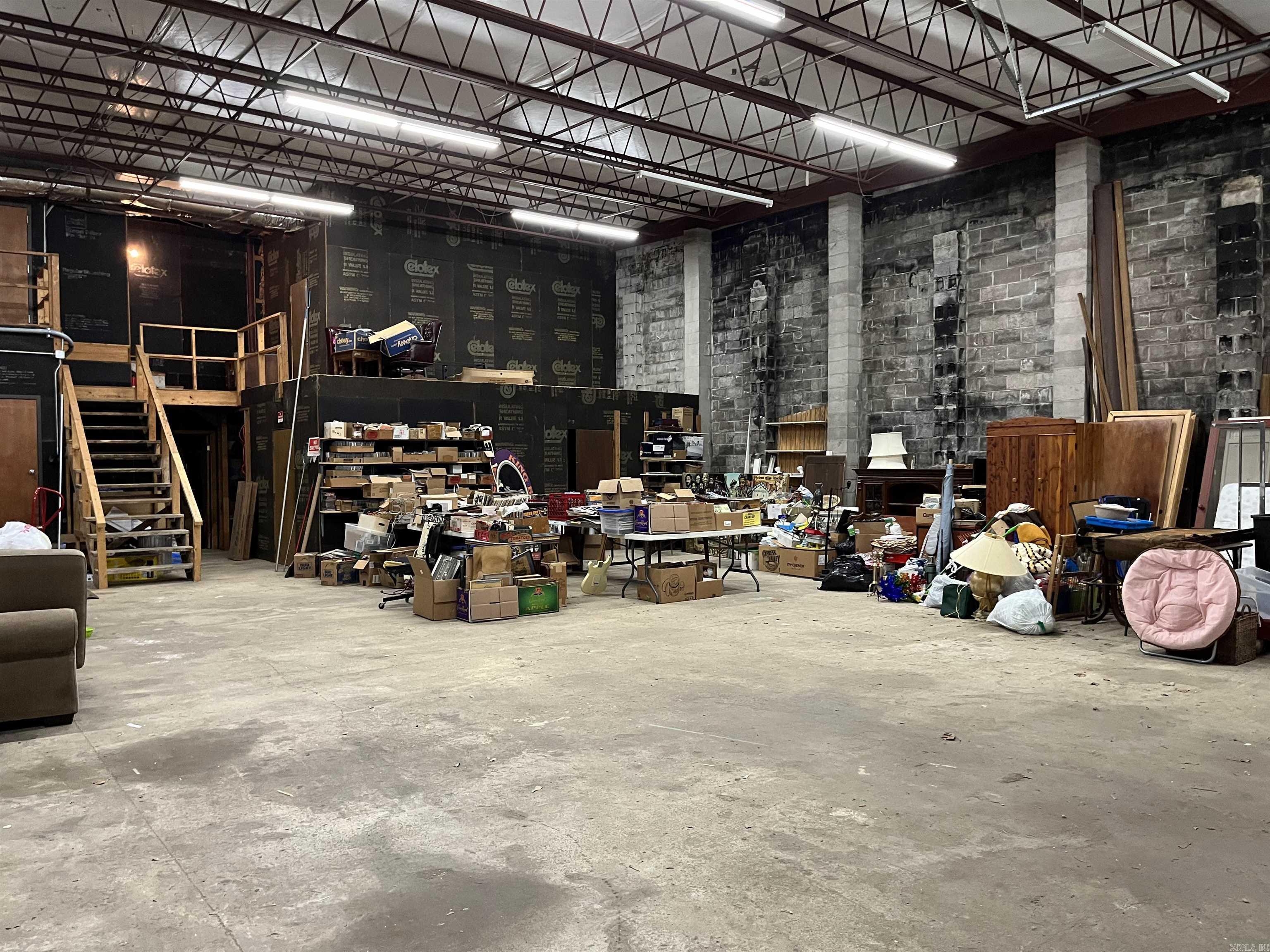 Metes & Bounds - Commercial Sale