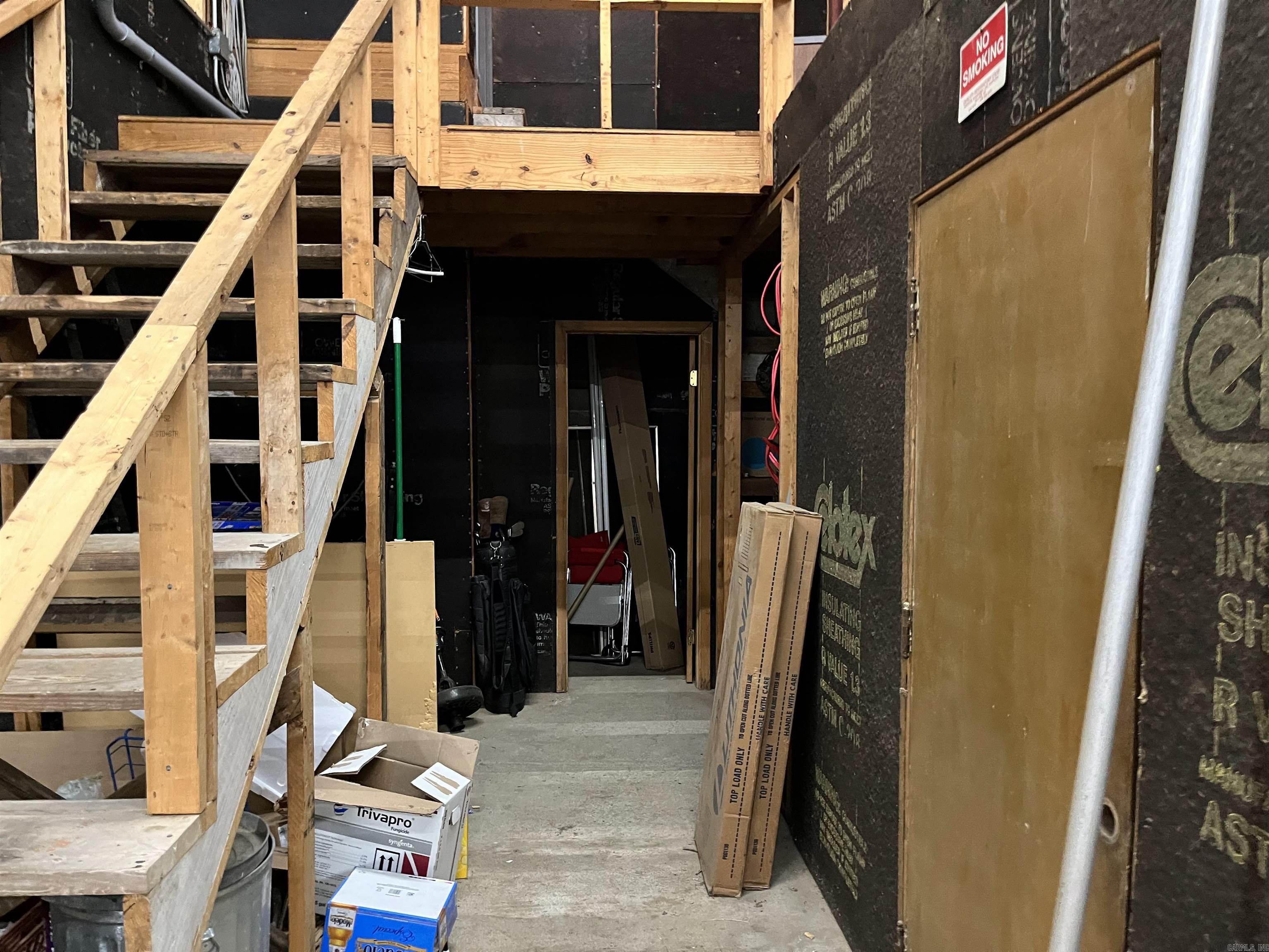 Metes & Bounds - Commercial Sale