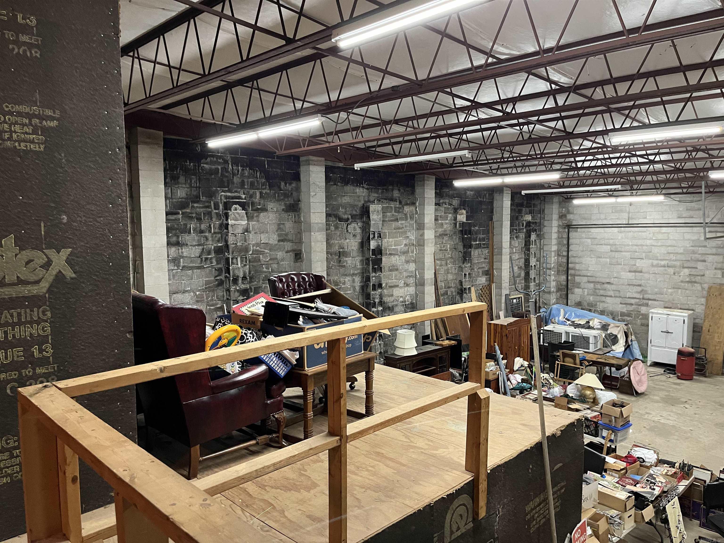 Metes & Bounds - Commercial Sale