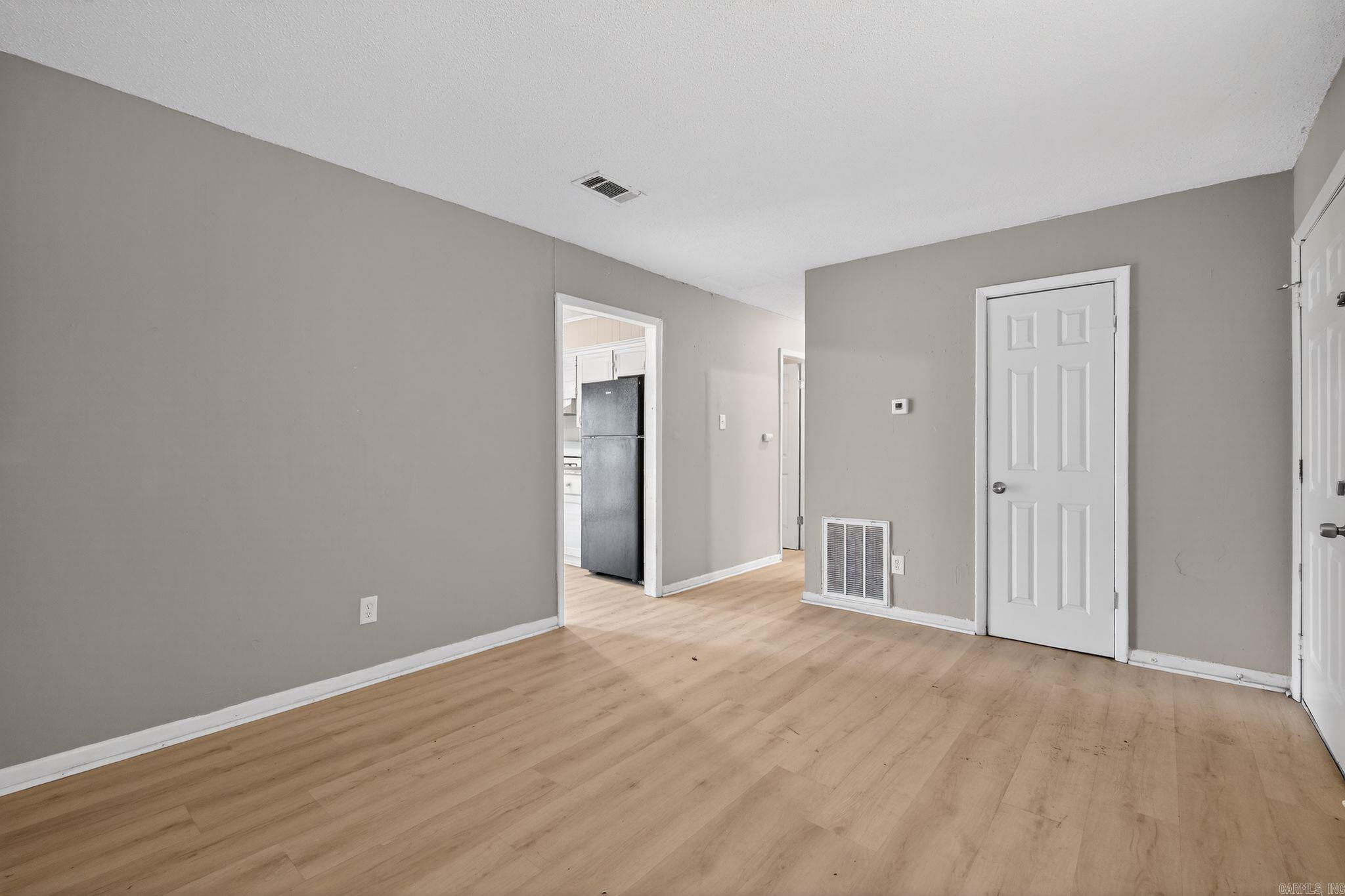 PINEWOOD - Residential