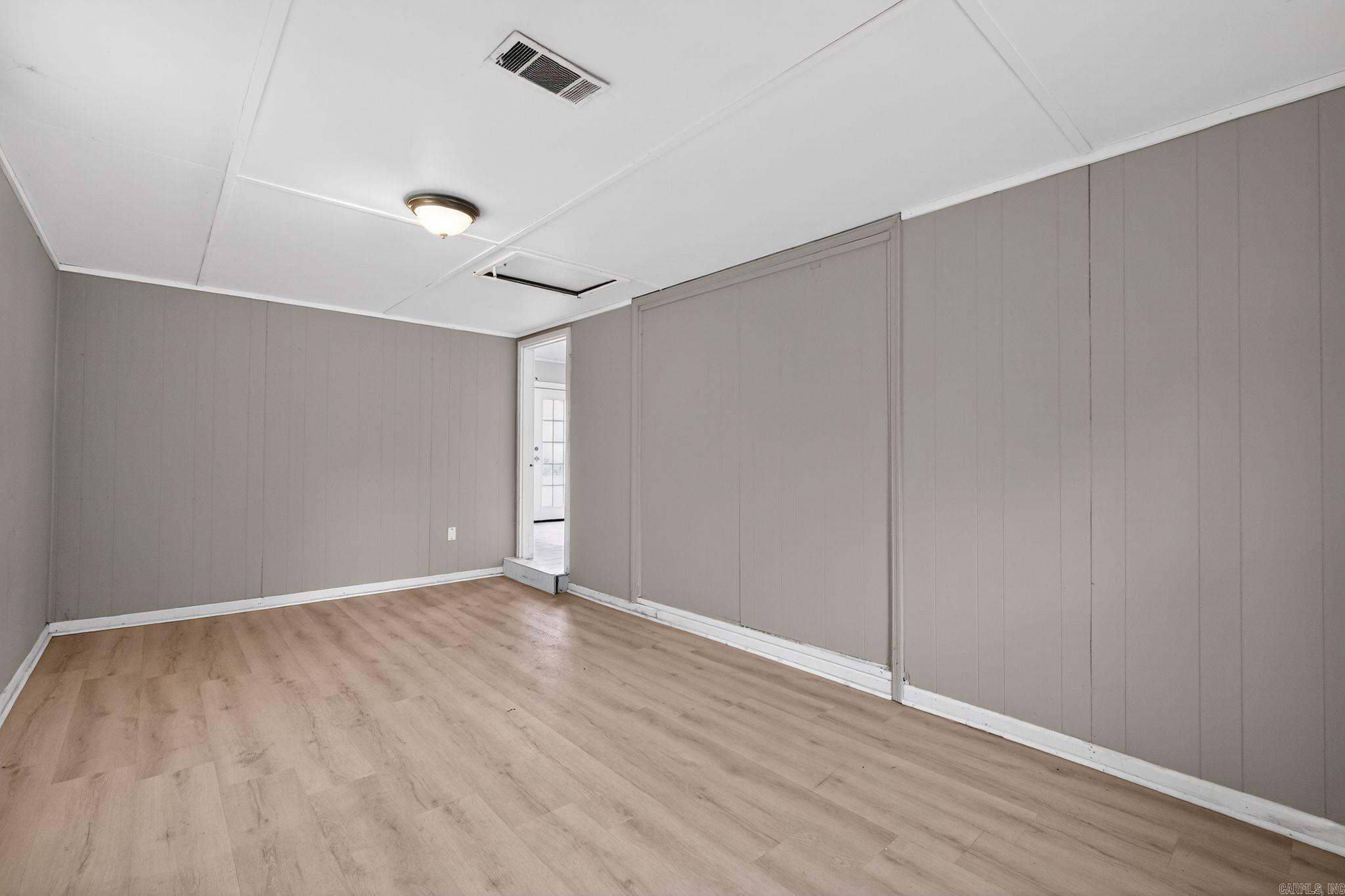 PINEWOOD - Residential