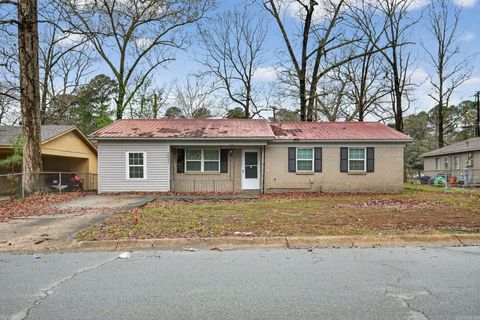 Photo of 3521 Pinewood Loop, Little Rock, AR 72209 (MLS # 26009707)