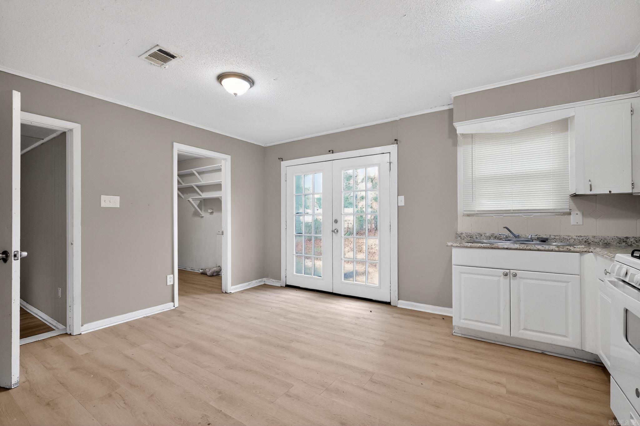 PINEWOOD - Residential