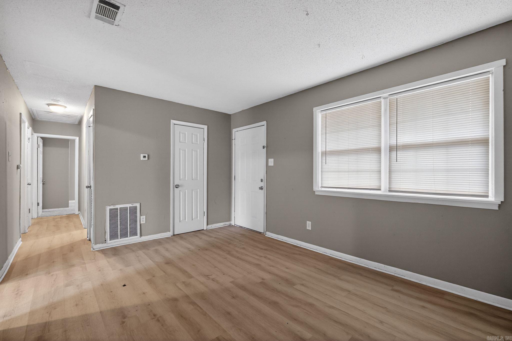 PINEWOOD - Residential