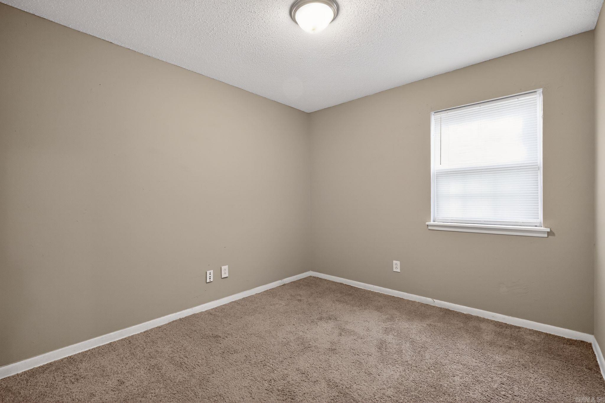 PINEWOOD - Residential