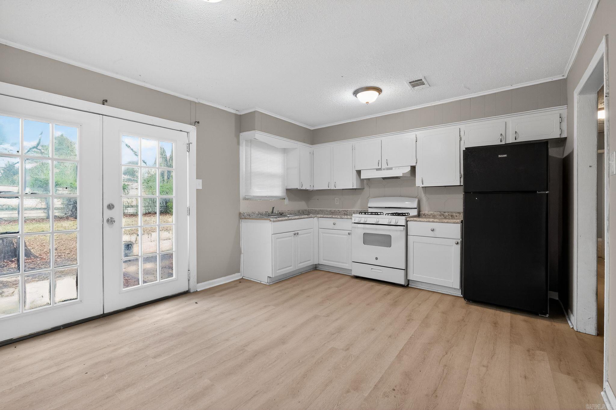 PINEWOOD - Residential