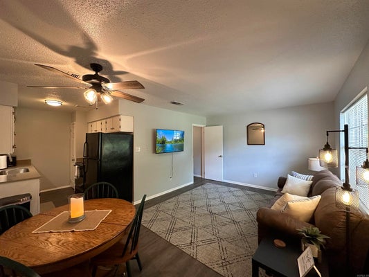 3801 ELIZABETH ST APT 3, TEXARKANA, TX 75503 - Image 0f5fbf42599941d98ff06dfc4c2aaca0/2645282002