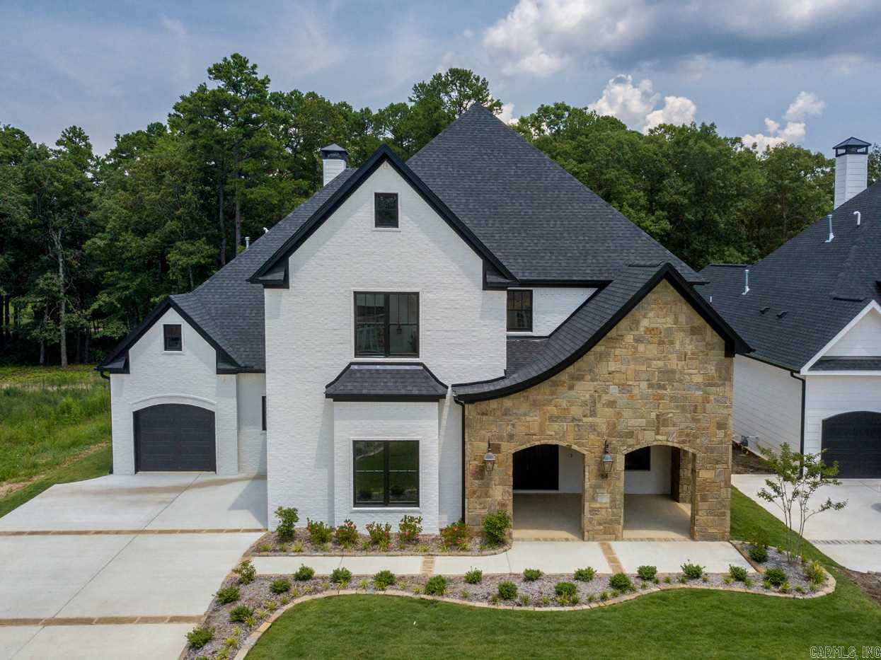 CHENAL VALLEY HALLEN COURT - Residential