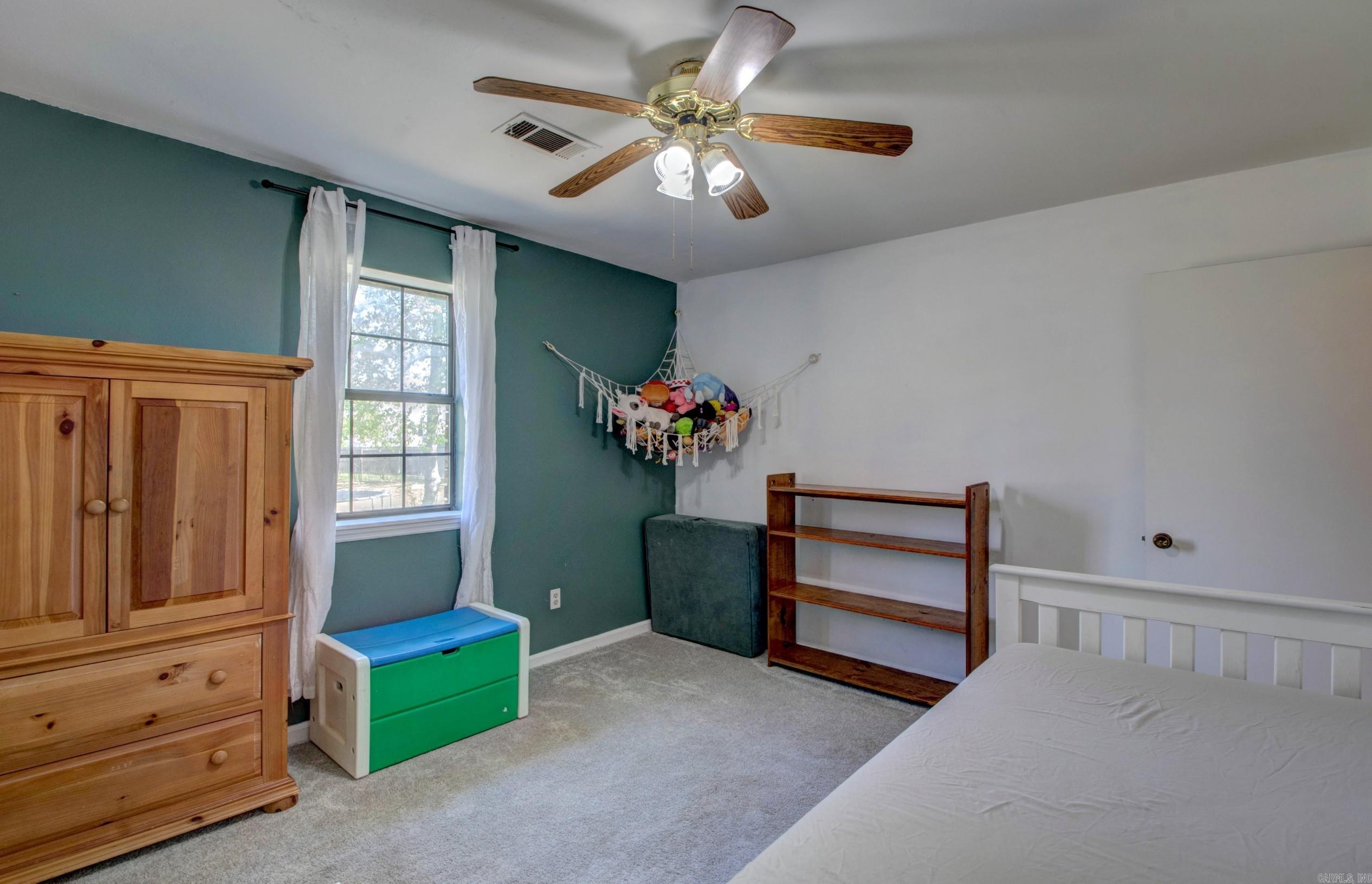 COUNTRY WOOD UNIT - Residential