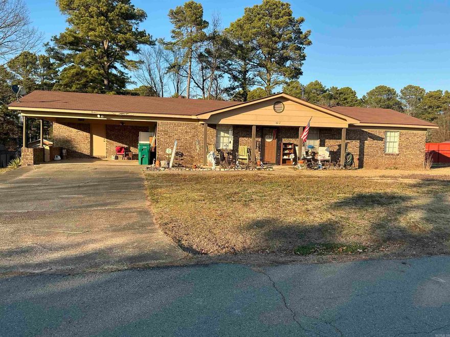 Great Home located in a great area of Benton, Remodeled with New Flooring, New Tile in both bathrooms, new vanities, New Paint, Re surfaced Shower in Primary Bath, New Cabinetry, New Counter tops, 2 Car Carport, covered back patio looking over the large fenced in backyard, also has a nice shed, See Agent Remarks