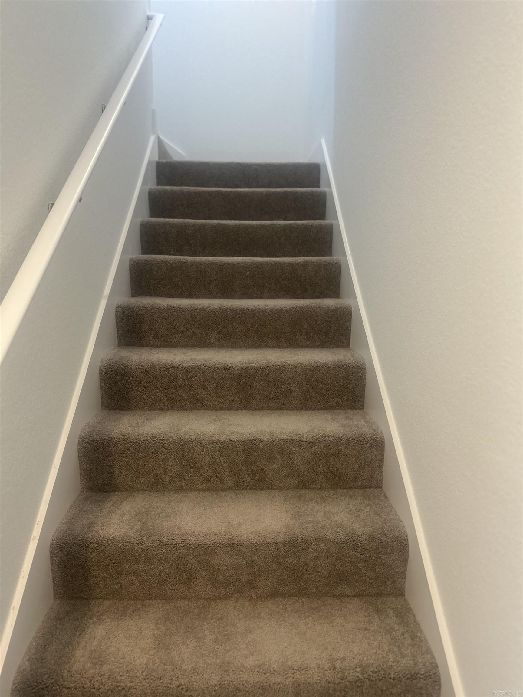 WHITE OAK CROSSING - Residential