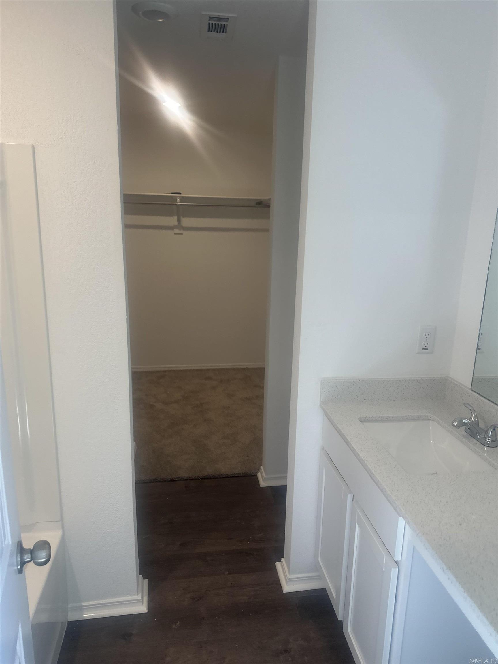 WHITE OAK CROSSING - Residential