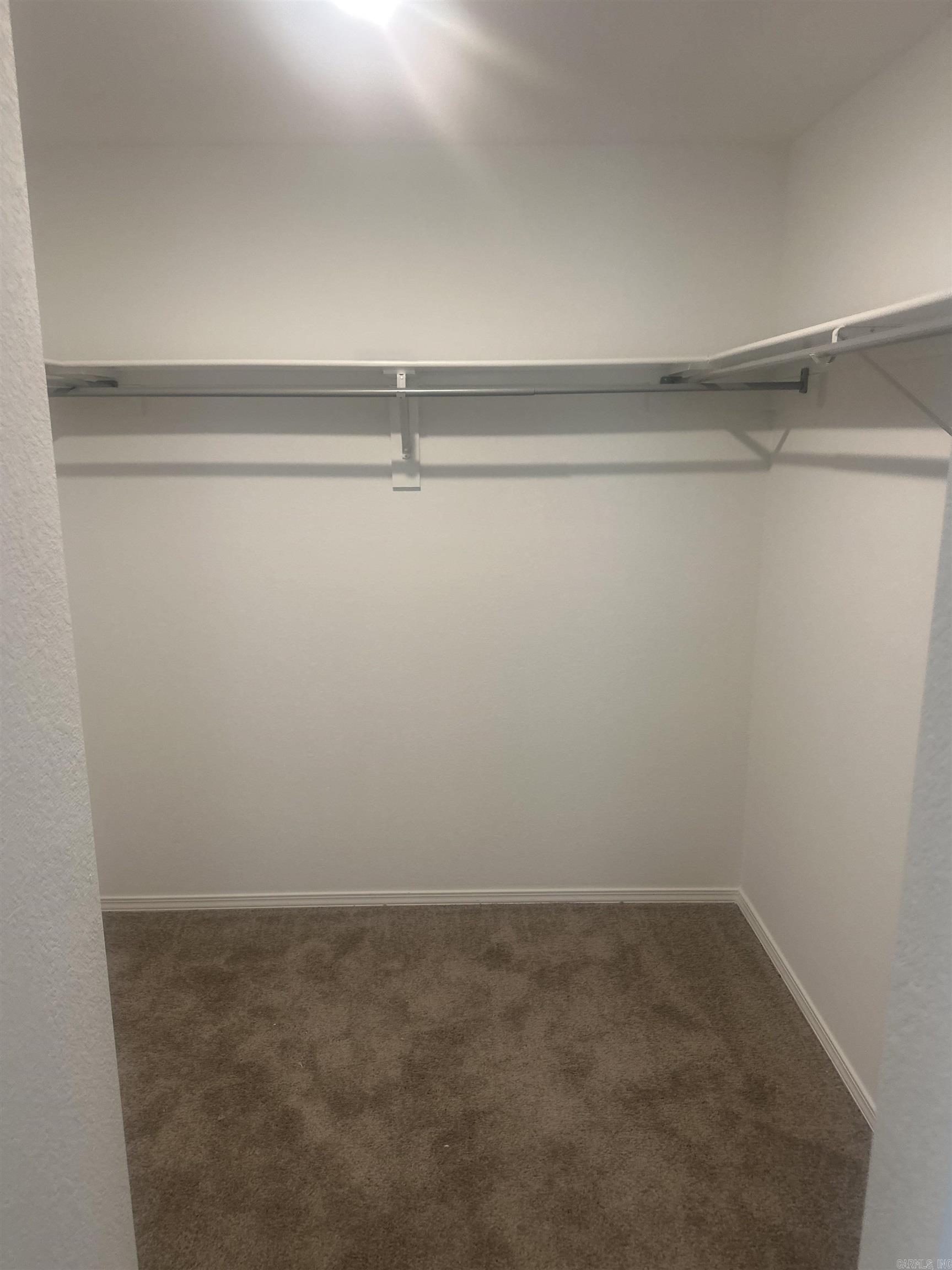 WHITE OAK CROSSING - Residential