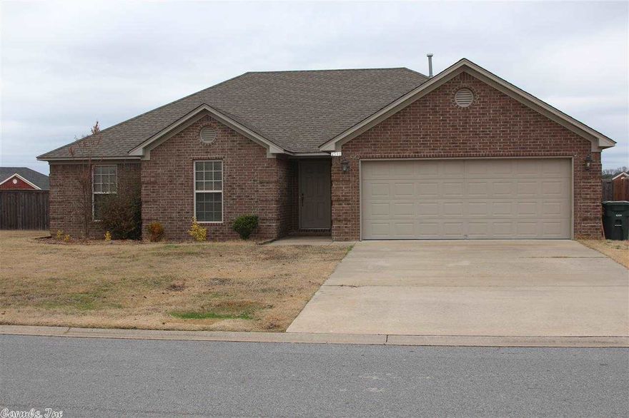 4 BEDROOMS in Spring Valley Subd for only 162,000.00. Call to schedule your showing today to see this wonderful home ready for you to move into. Split floor plan, great room with a gas log fireplace, kitchen w/ dining area and you have a covered porch off the back.  Dark cabinetry and 18 inch tiles in the kitchen, bathrooms and laundry. No property disclosure. Seller has never lived there.