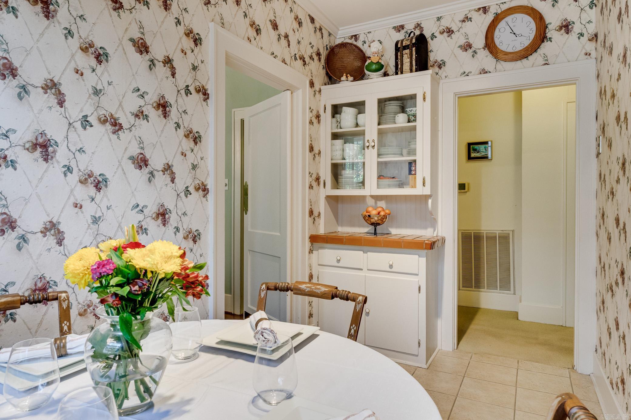 SHADOWLAWN - Residential