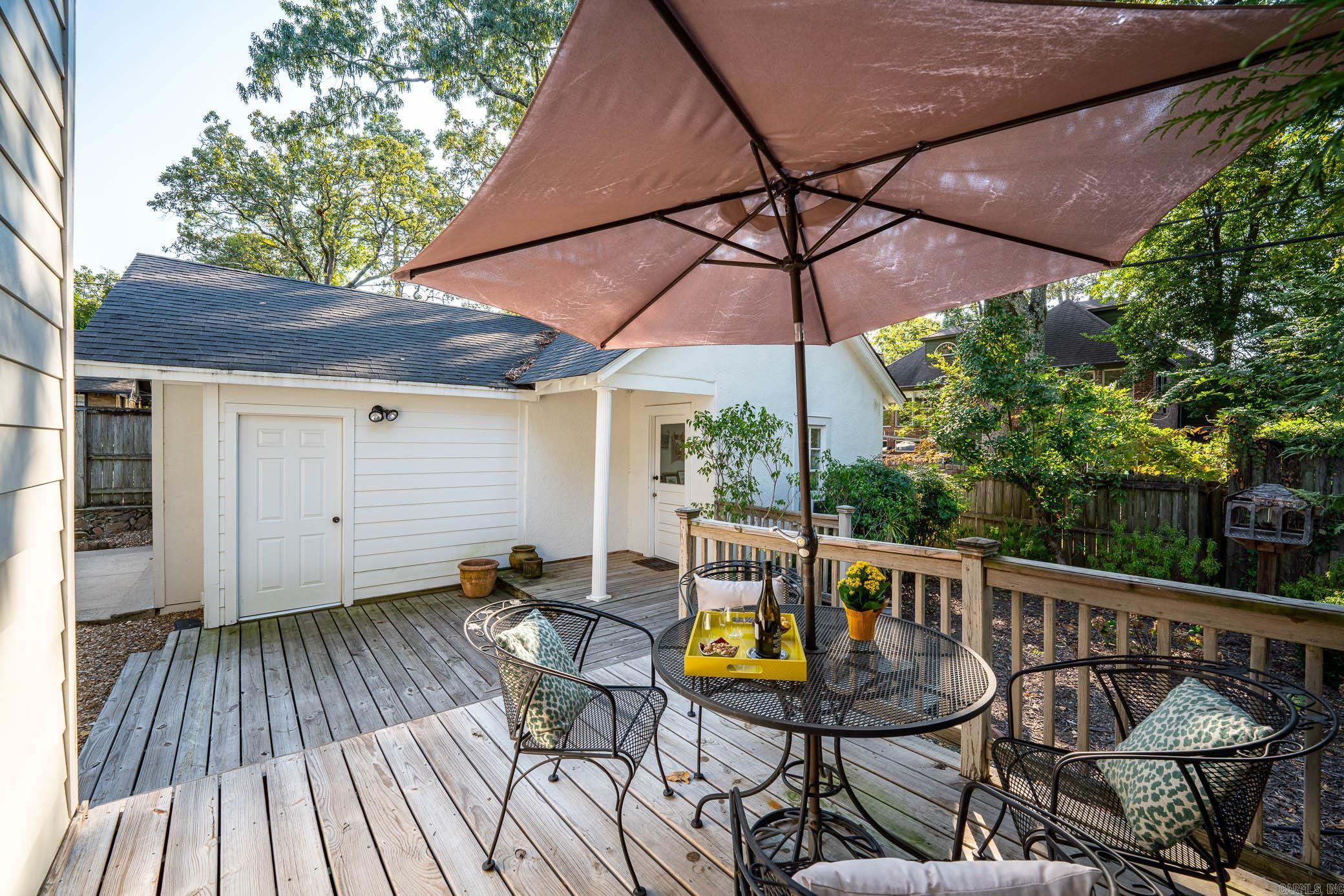 SHADOWLAWN - Residential