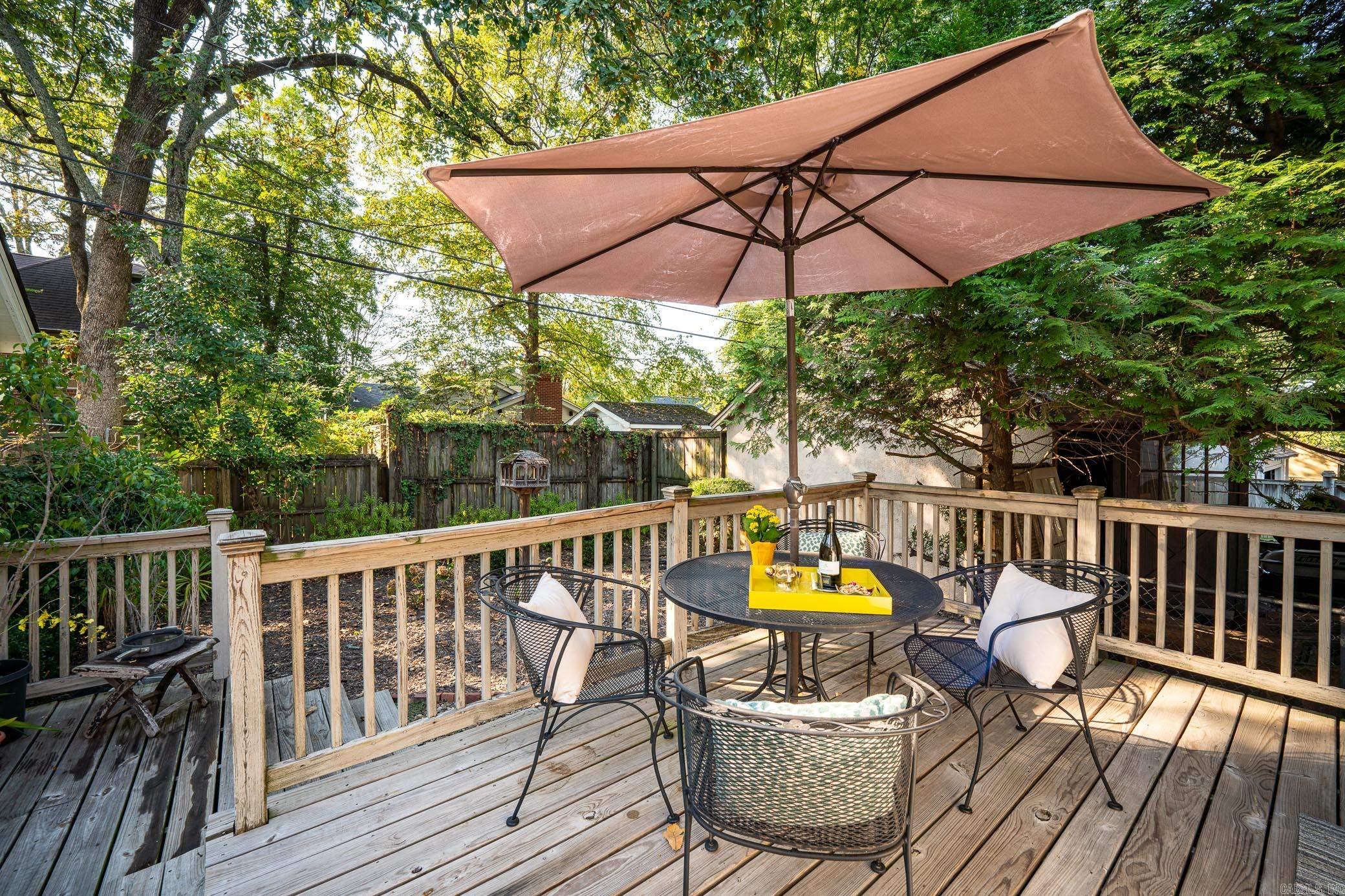 SHADOWLAWN - Residential