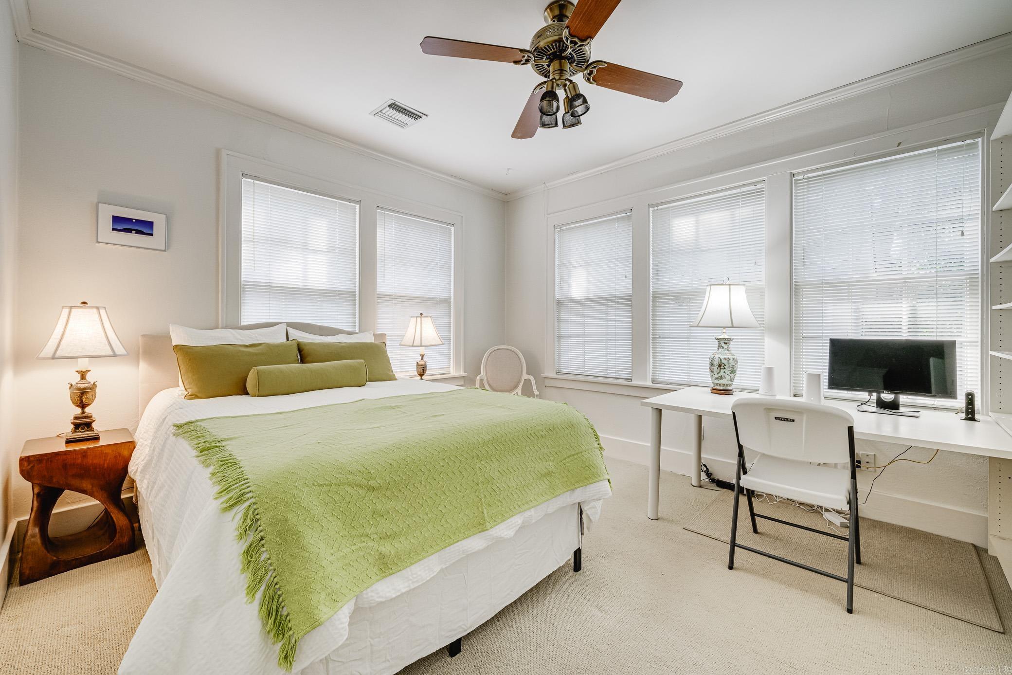 SHADOWLAWN - Residential