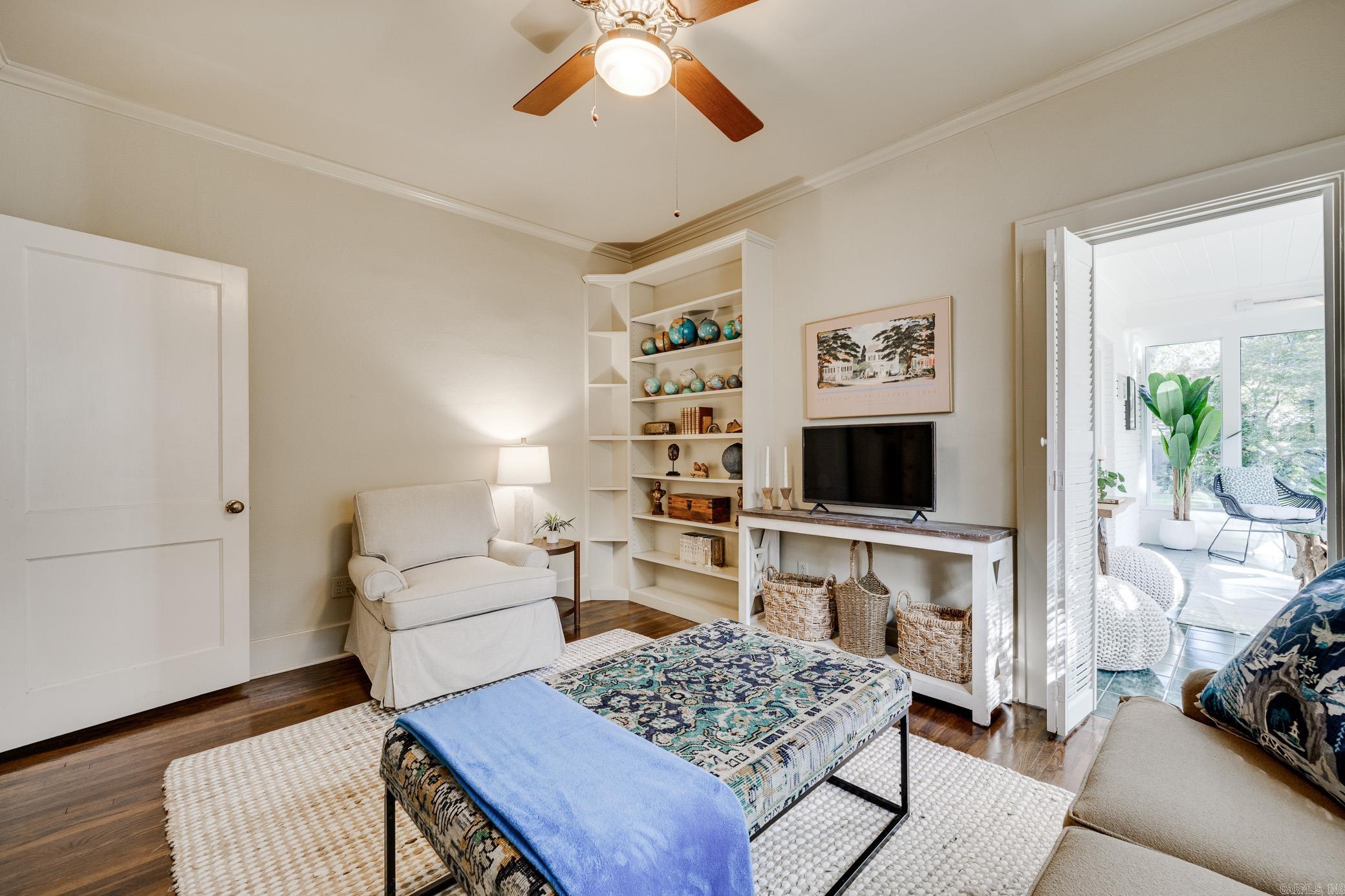 SHADOWLAWN - Residential