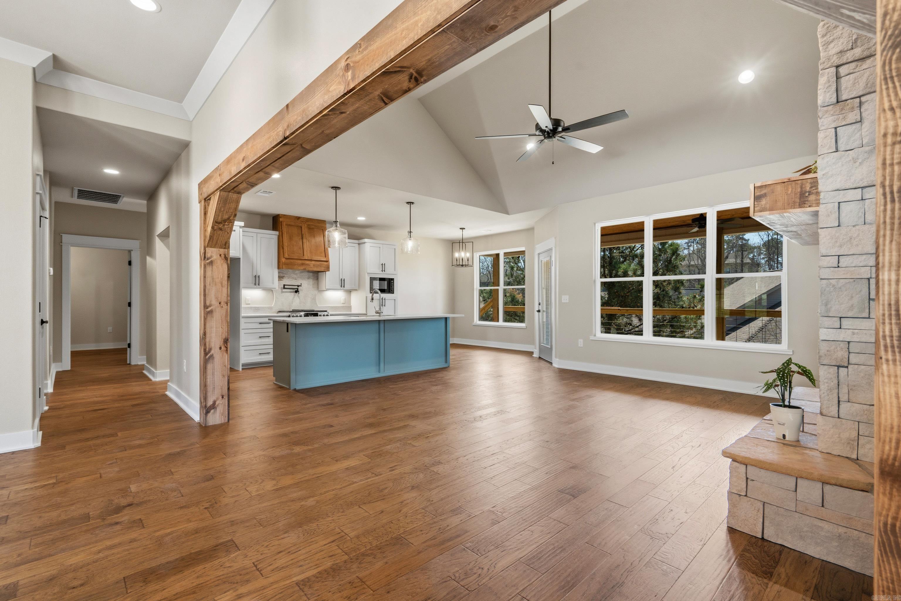 WATERFALL BAY - Residential