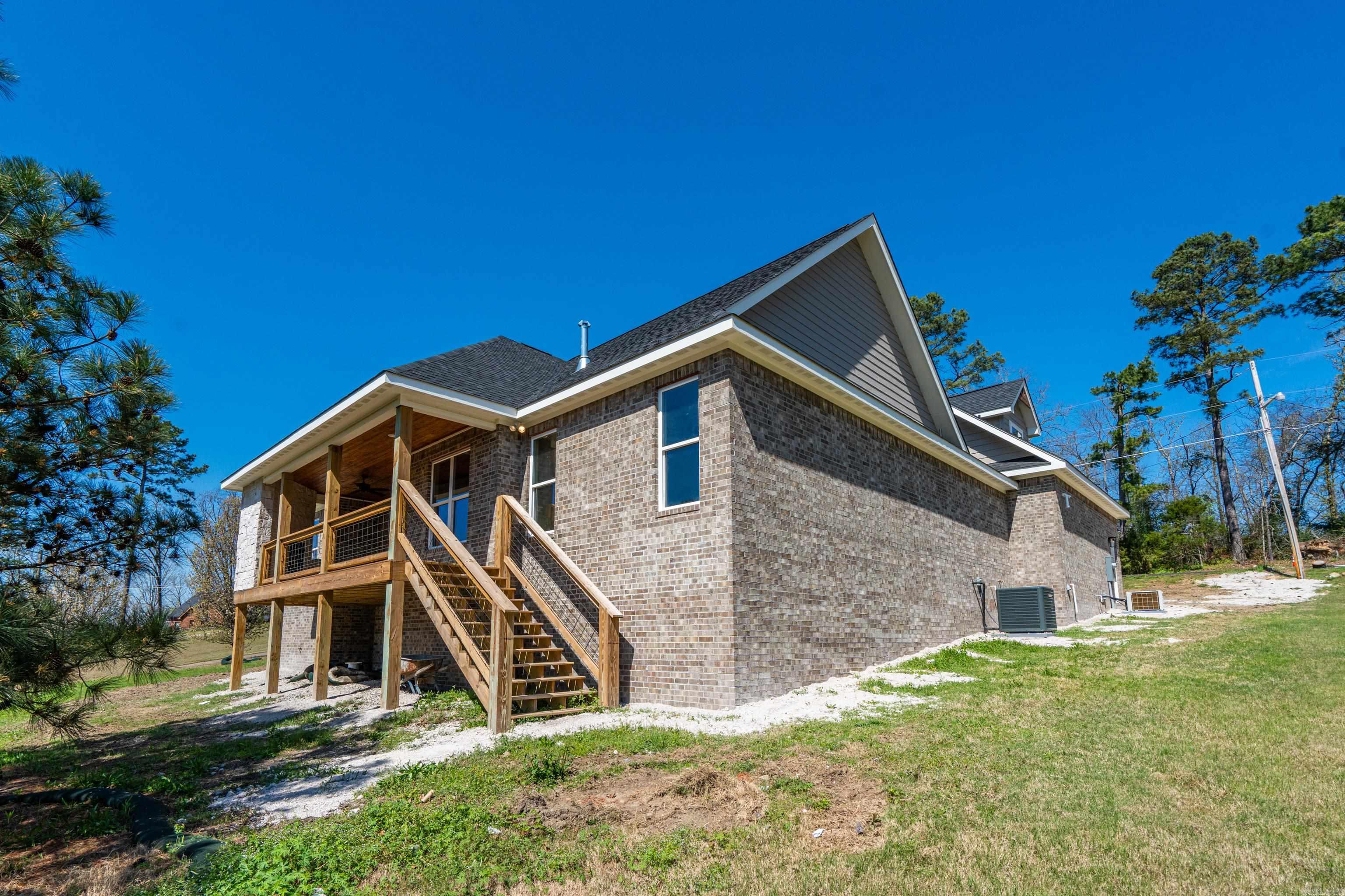 WATERFALL BAY - Residential