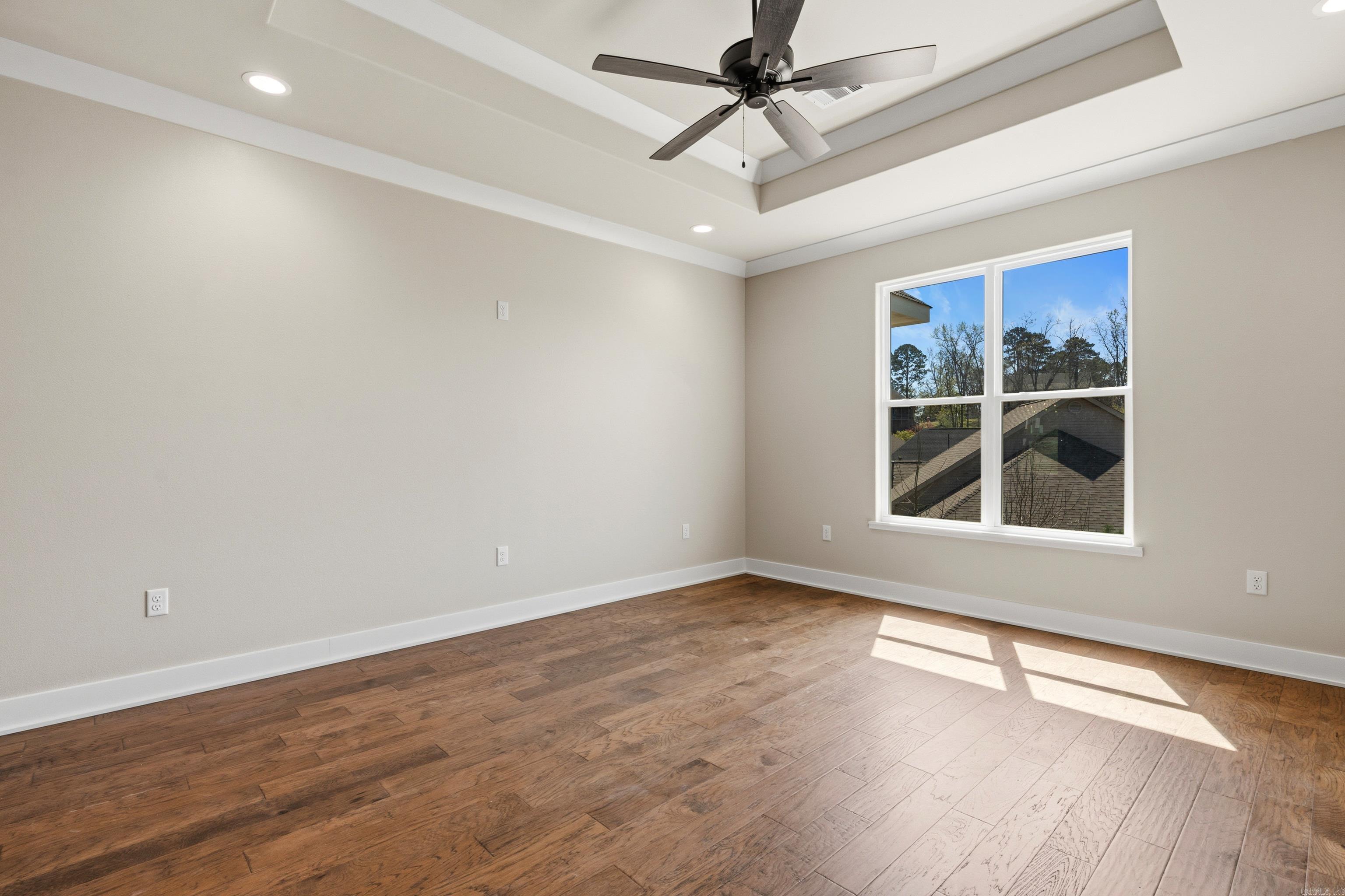 WATERFALL BAY - Residential