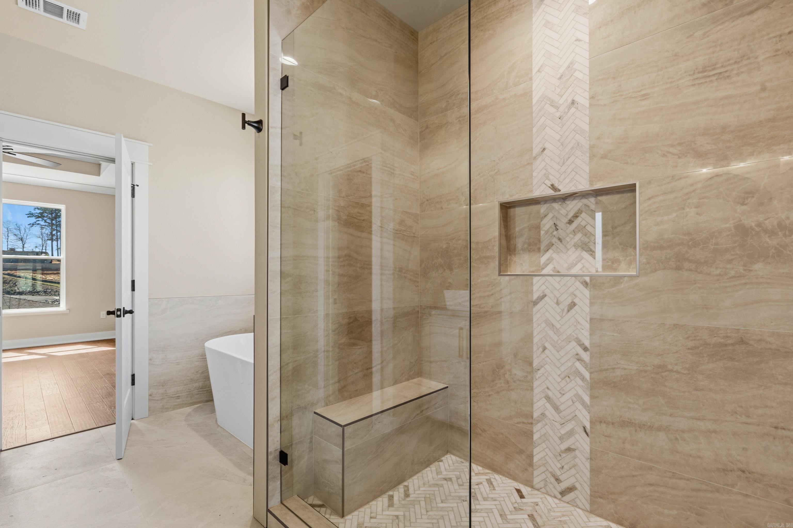 WATERFALL BAY - Residential