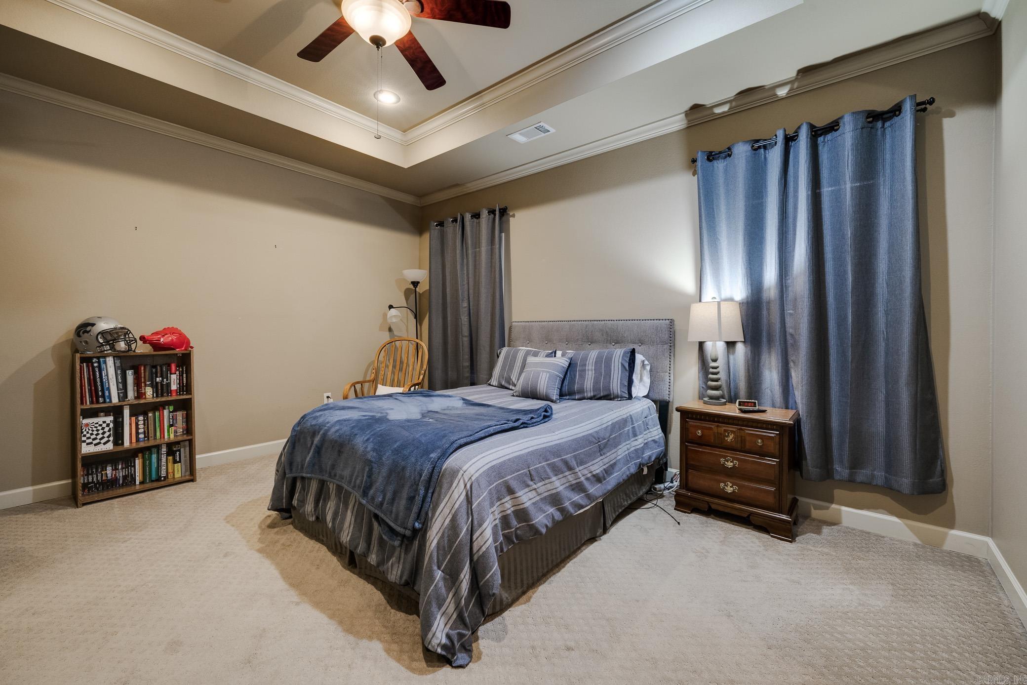 CAPITOL LAKES ESTATES - Residential