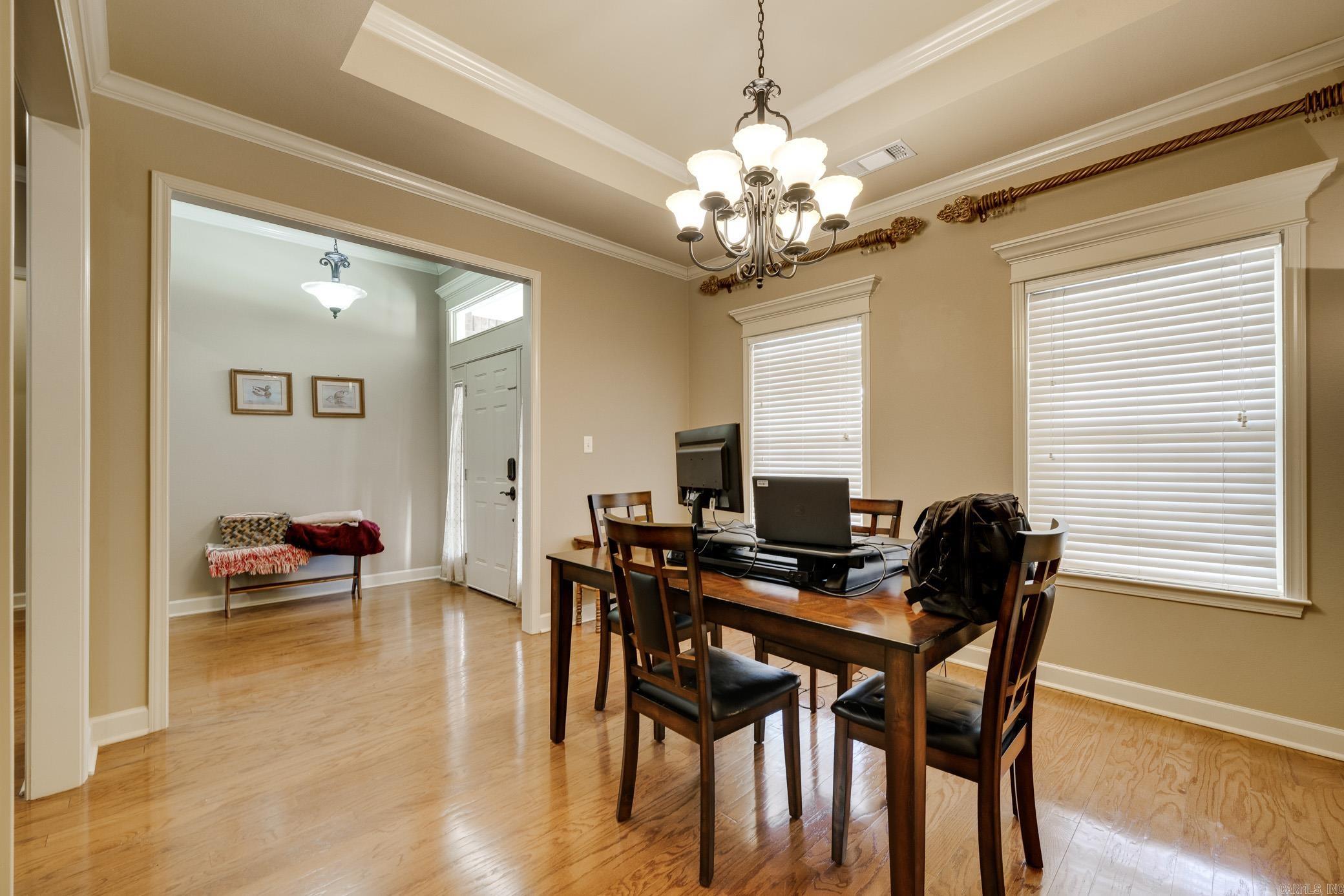 CAPITOL LAKES ESTATES - Residential