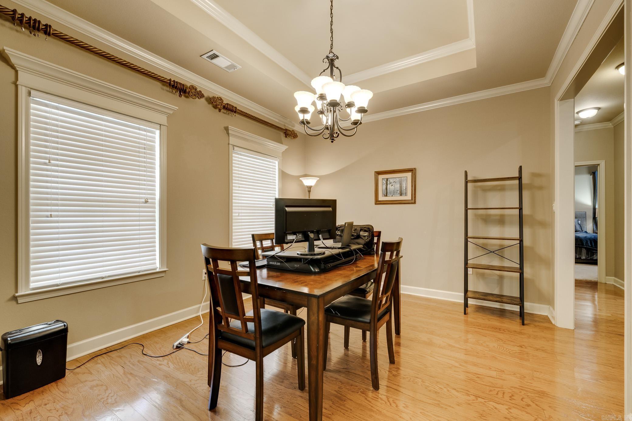 CAPITOL LAKES ESTATES - Residential