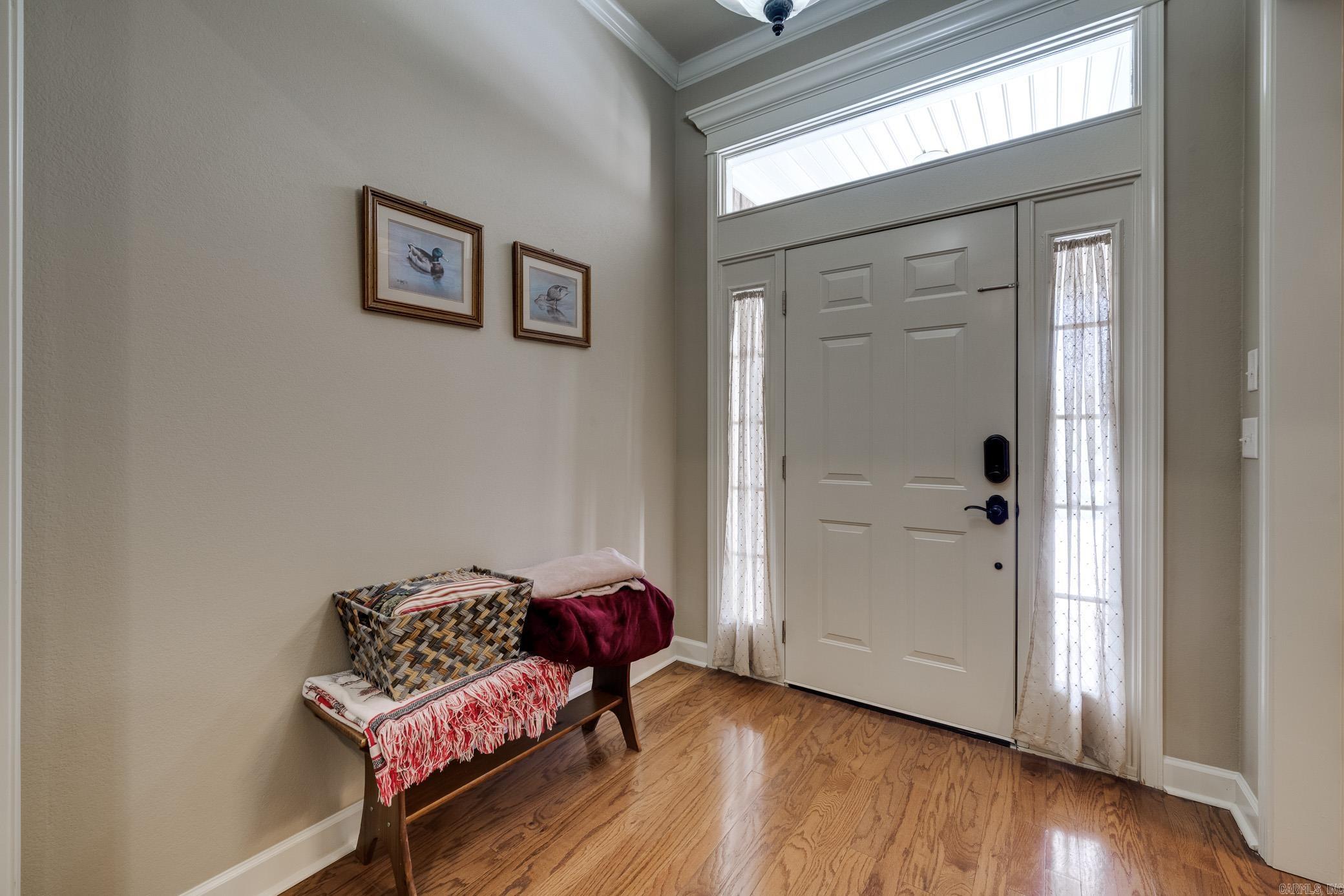 CAPITOL LAKES ESTATES - Residential