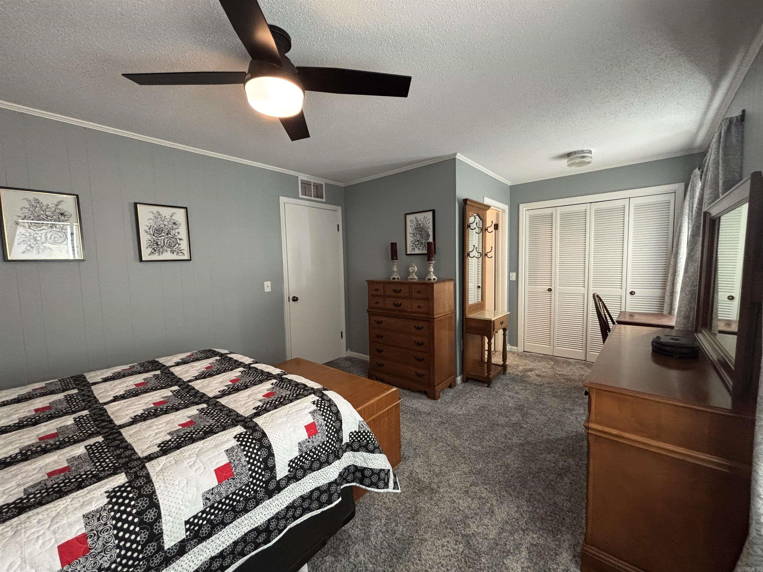 COLONIAL ACRES - Residential