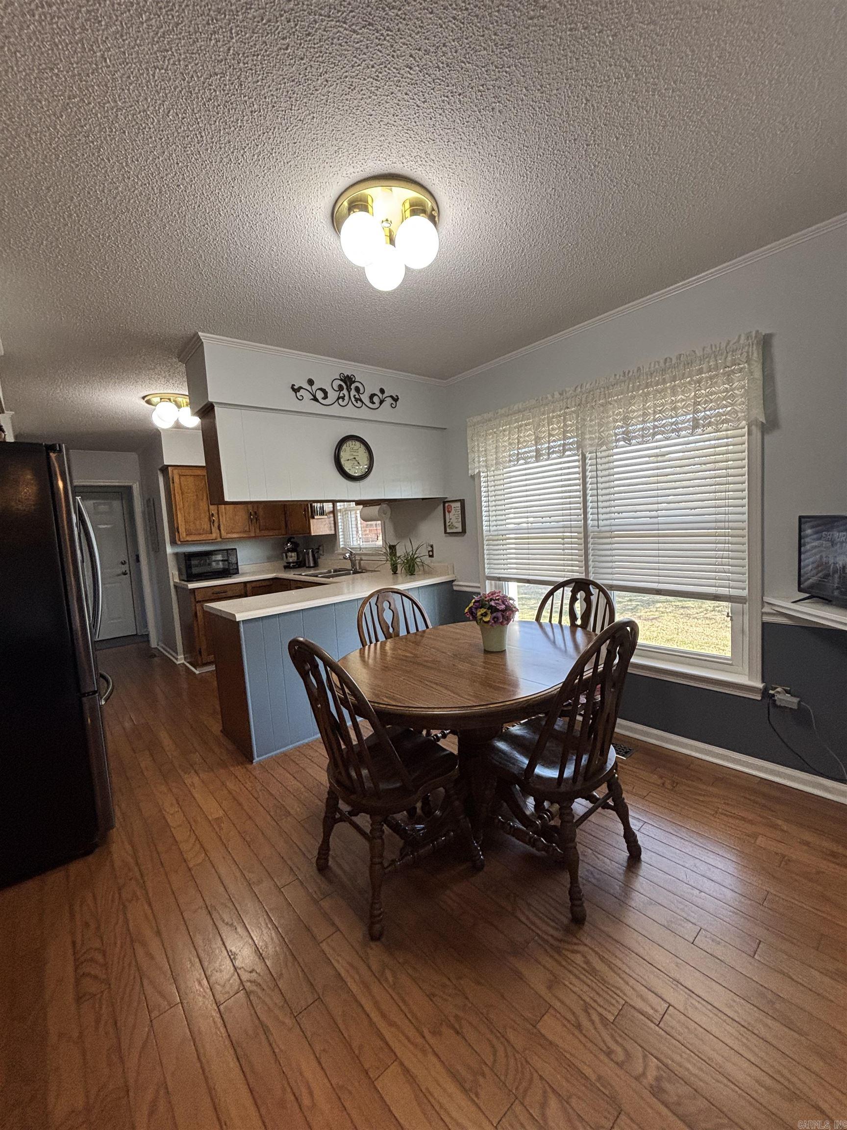 COLONIAL ACRES - Residential