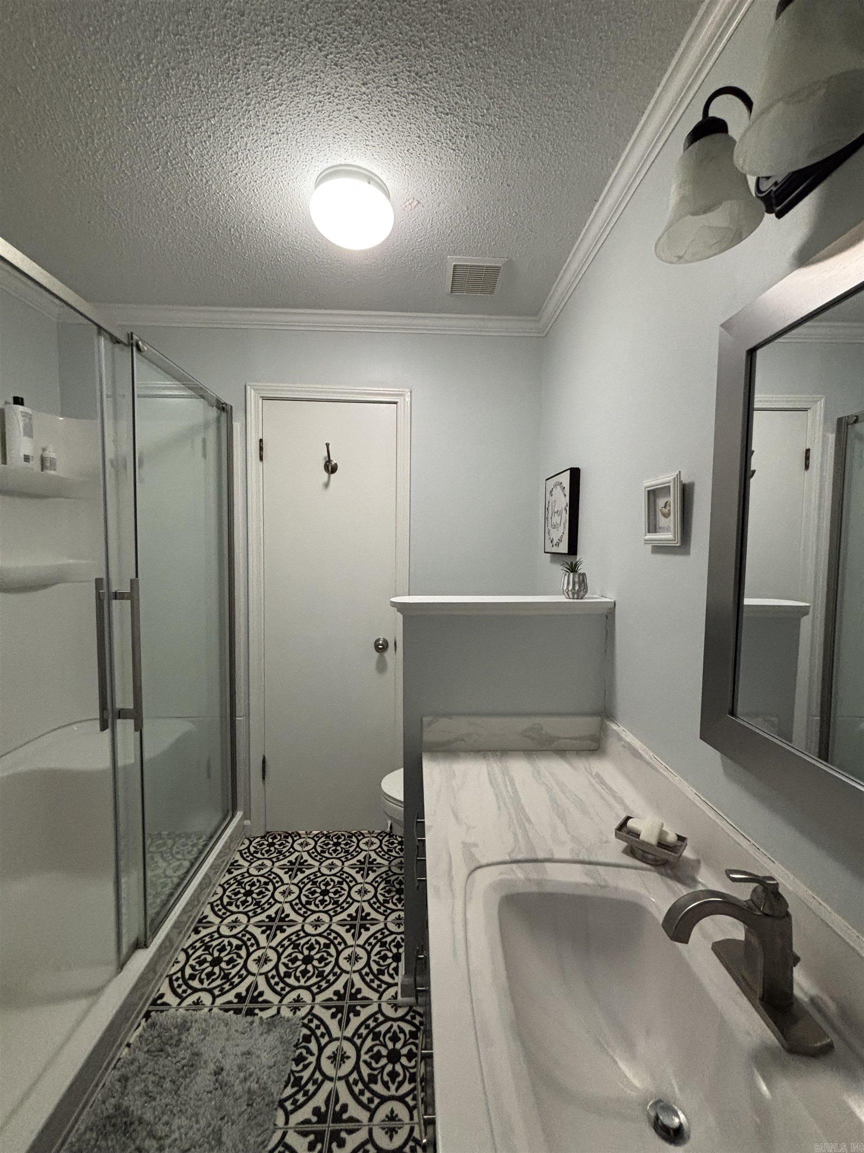 COLONIAL ACRES - Residential