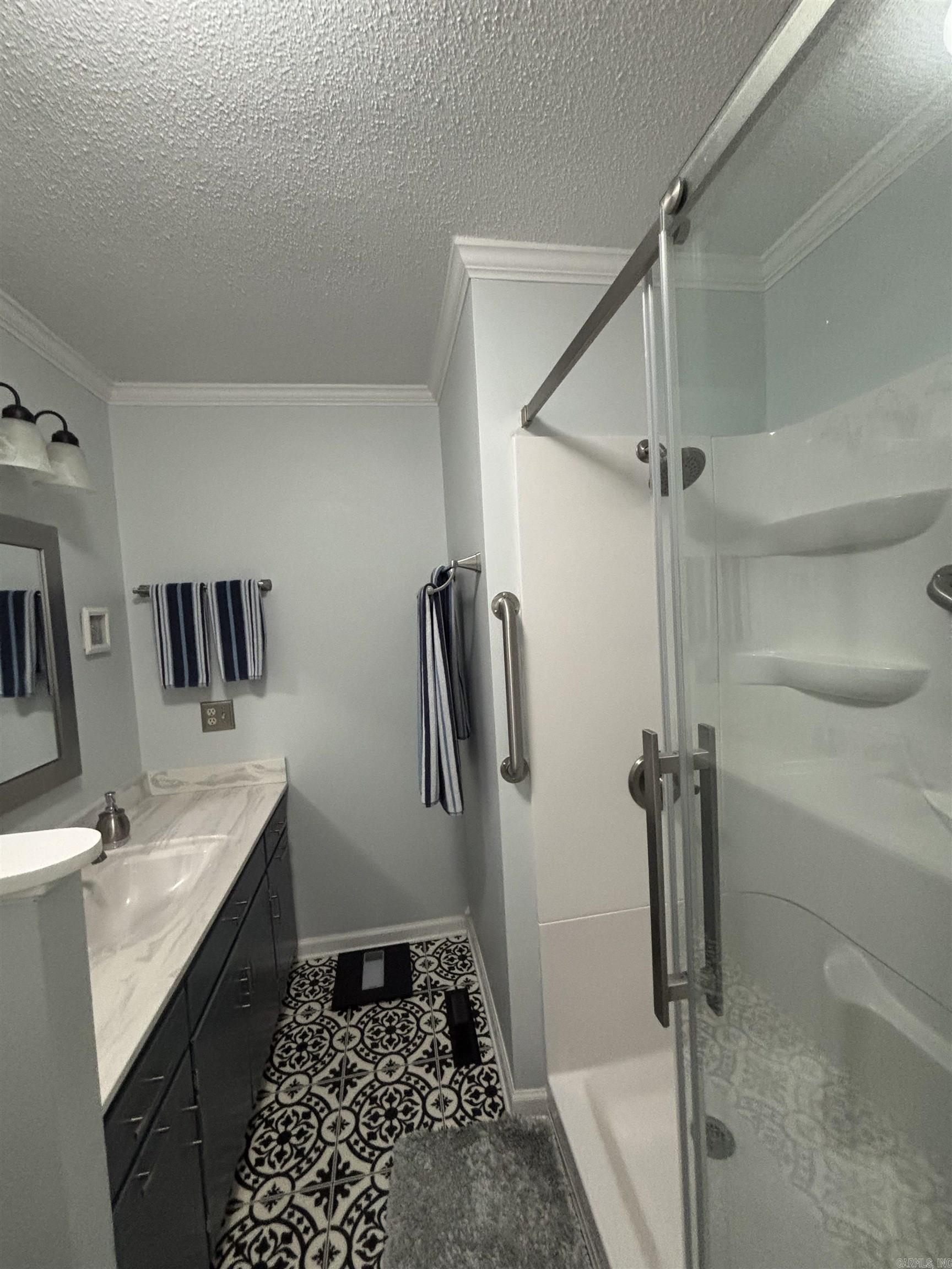 COLONIAL ACRES - Residential