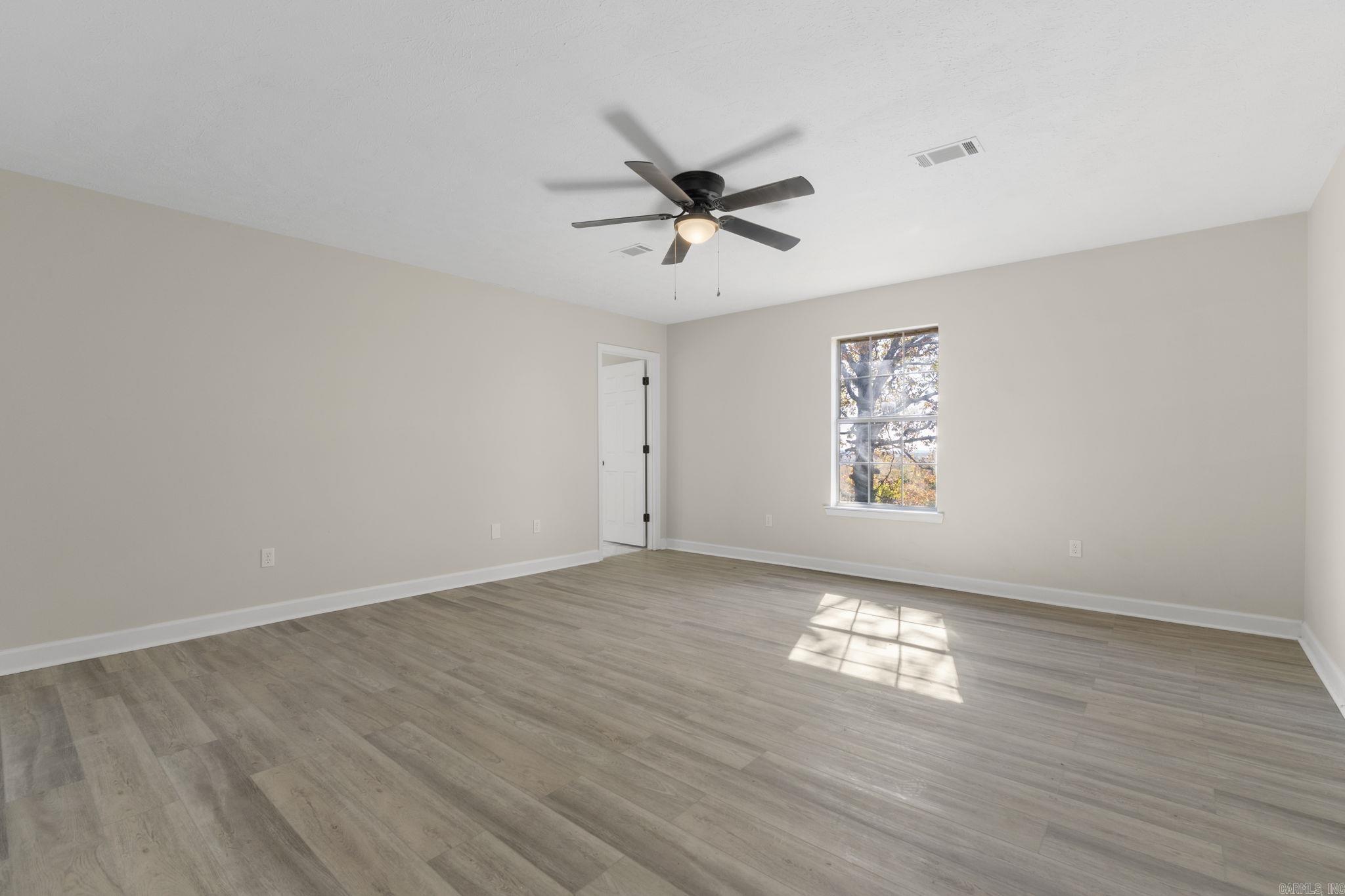 WINDWOOD - Residential