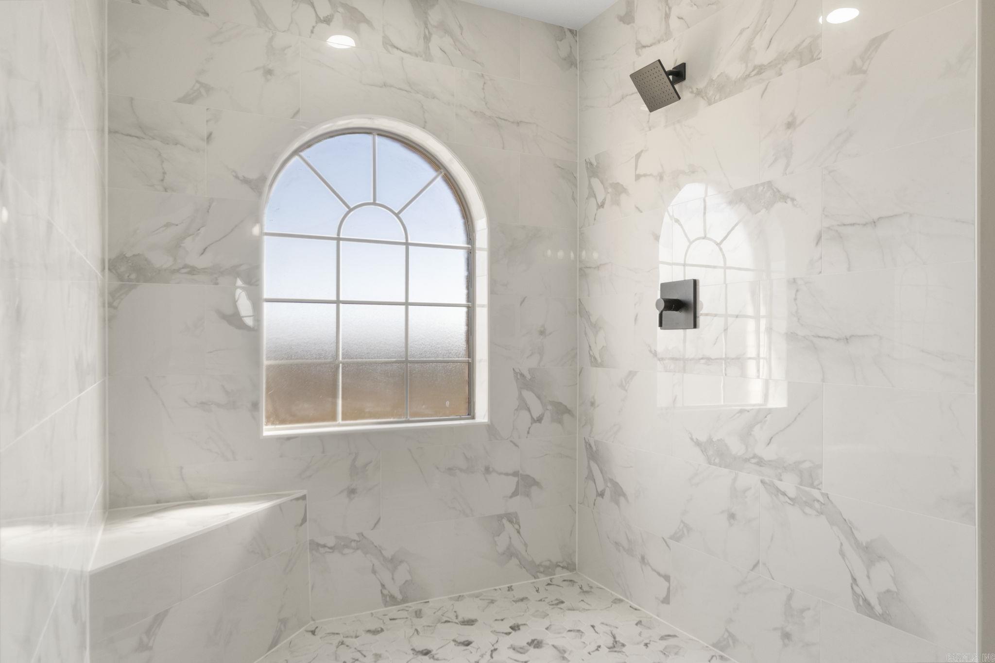 WINDWOOD - Residential