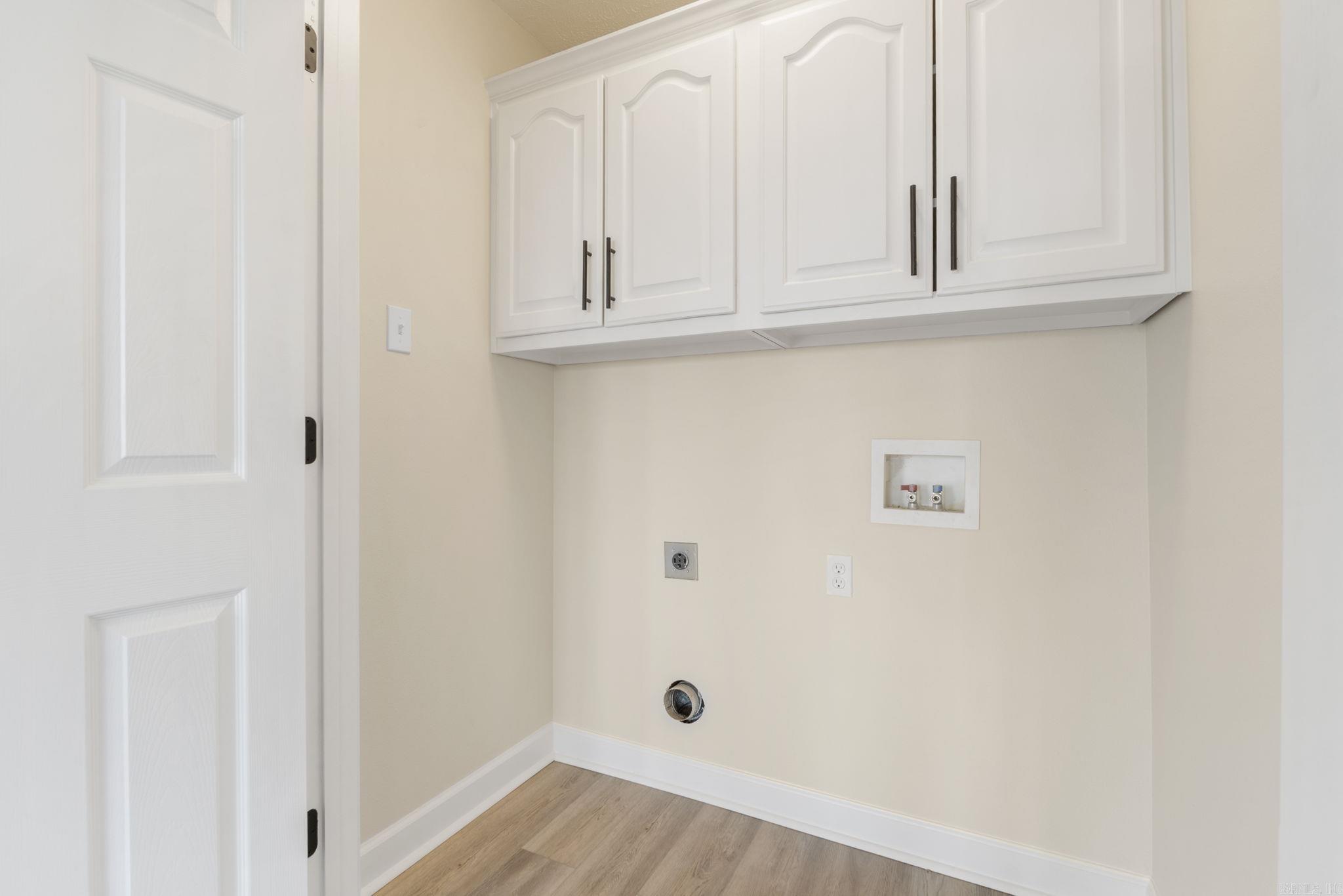 WINDWOOD - Residential