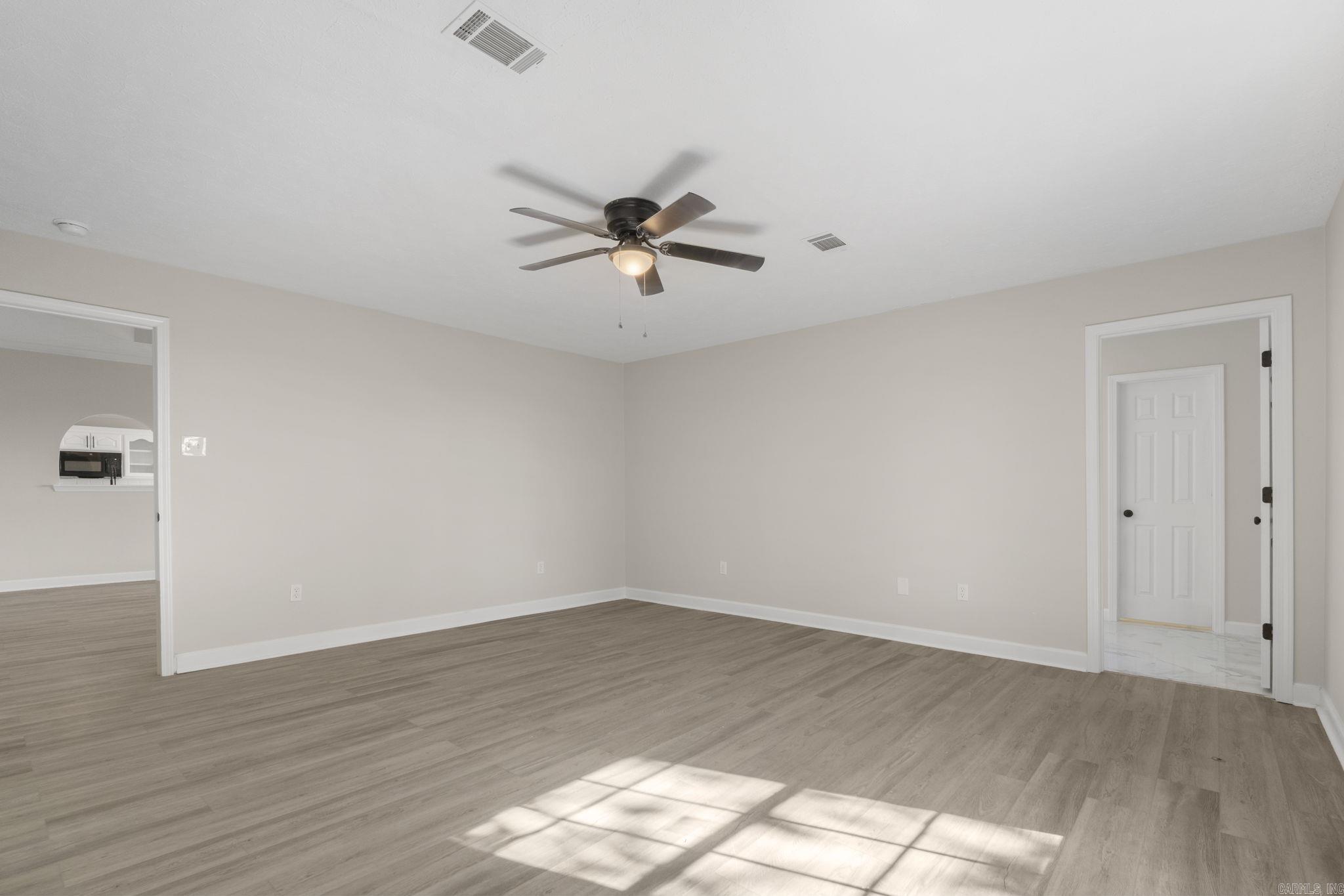 WINDWOOD - Residential