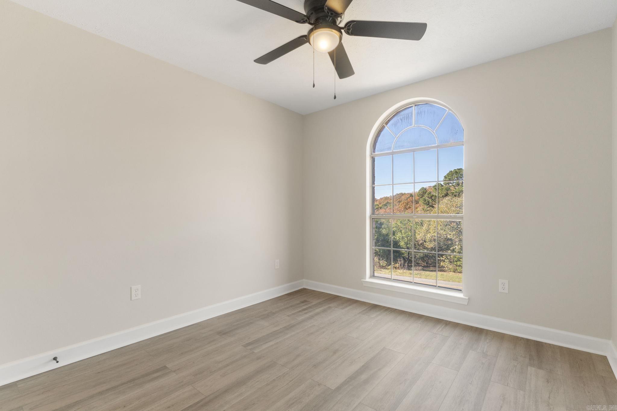 WINDWOOD - Residential