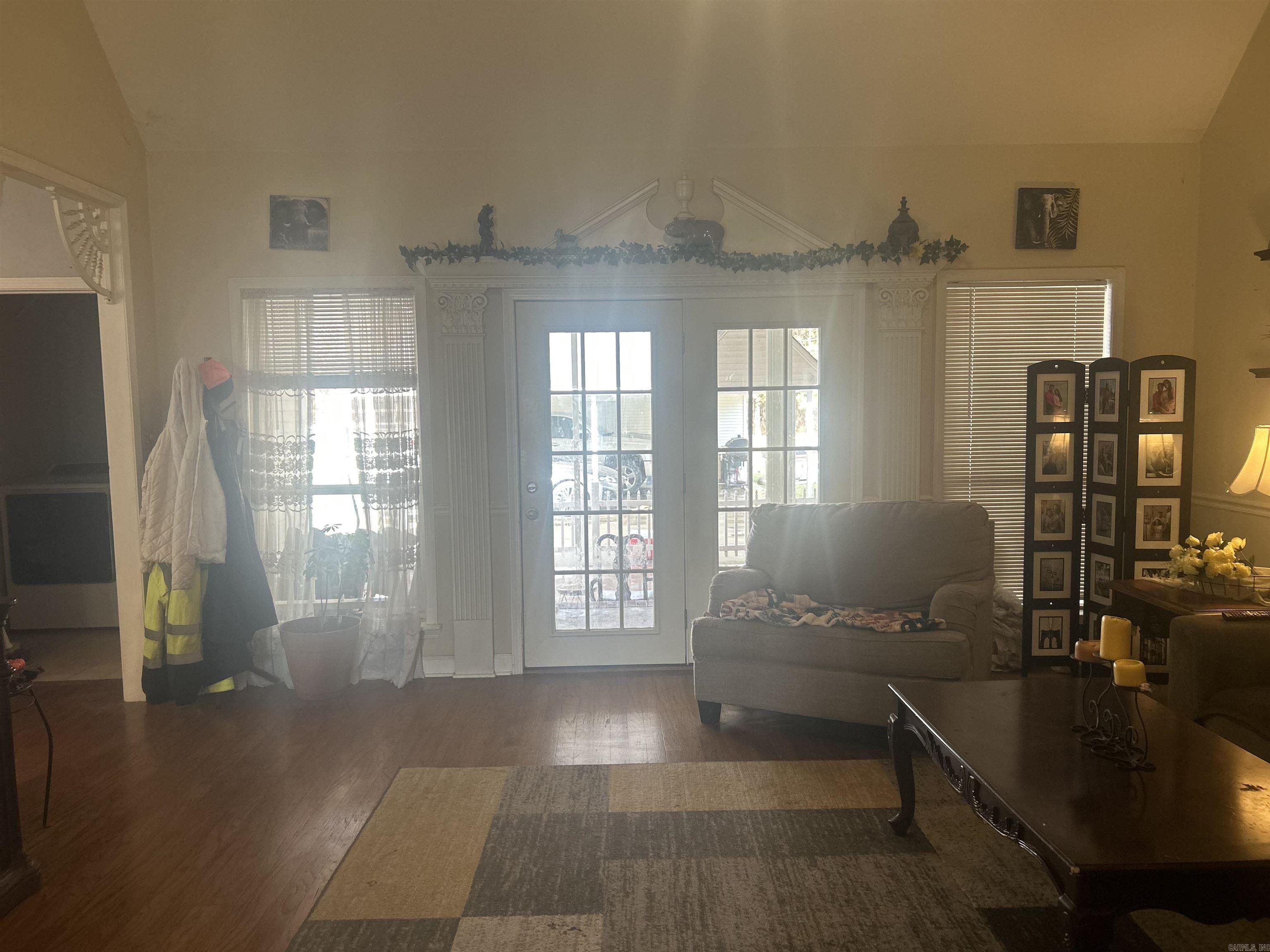 Metes & Bounds - Residential