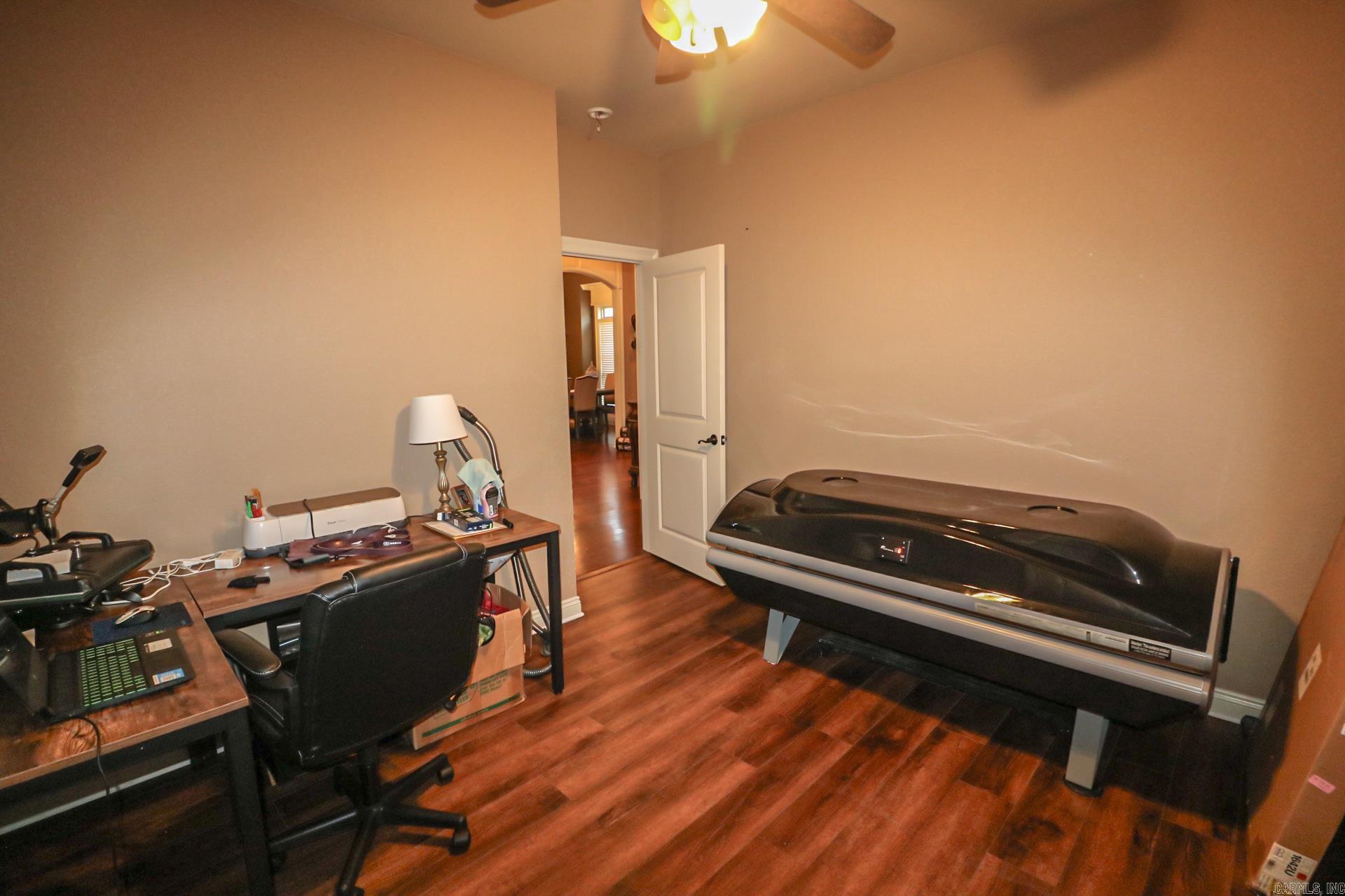 SHADOW CREEK - Residential